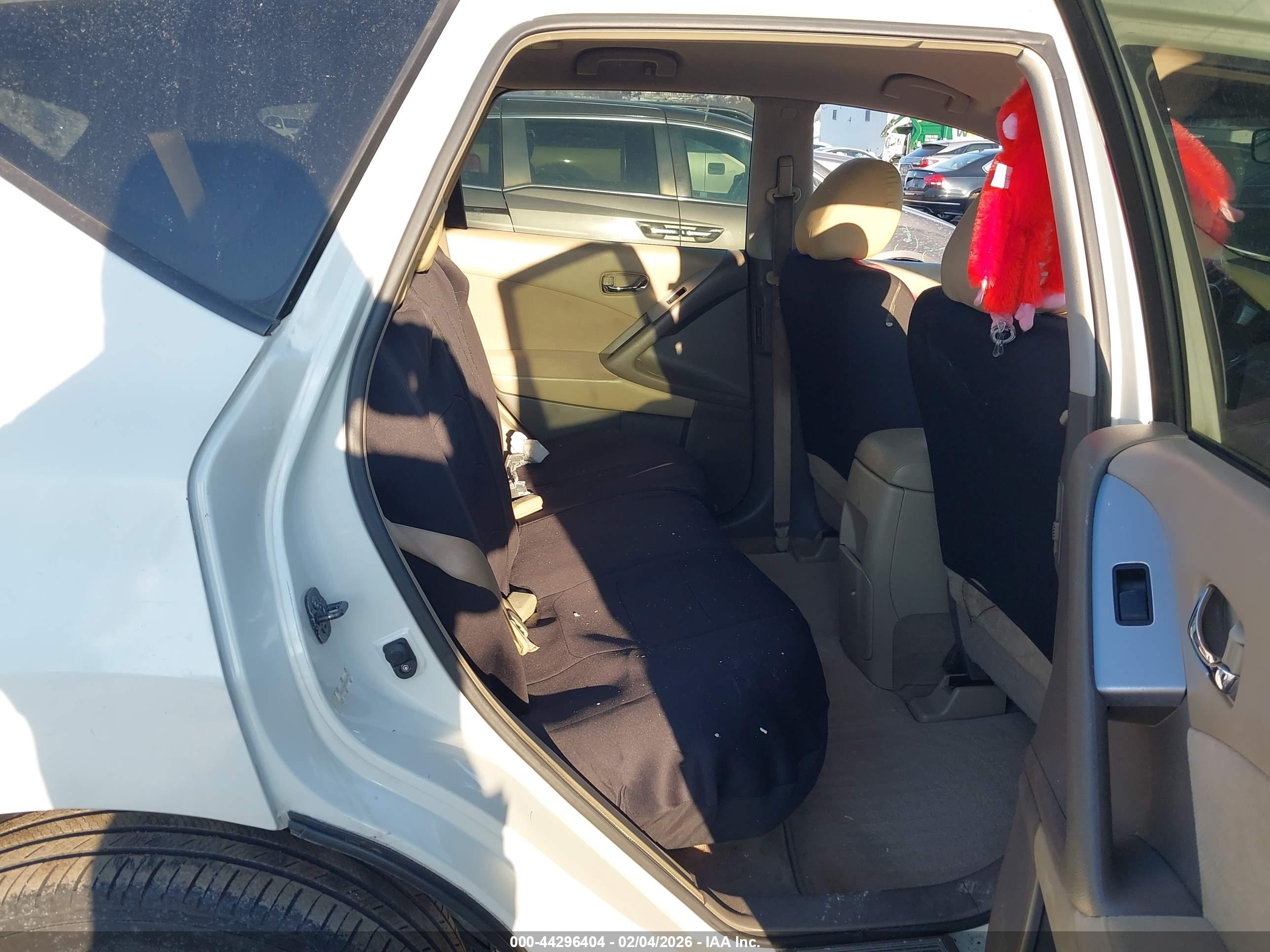 NISSAN MURANO image 8