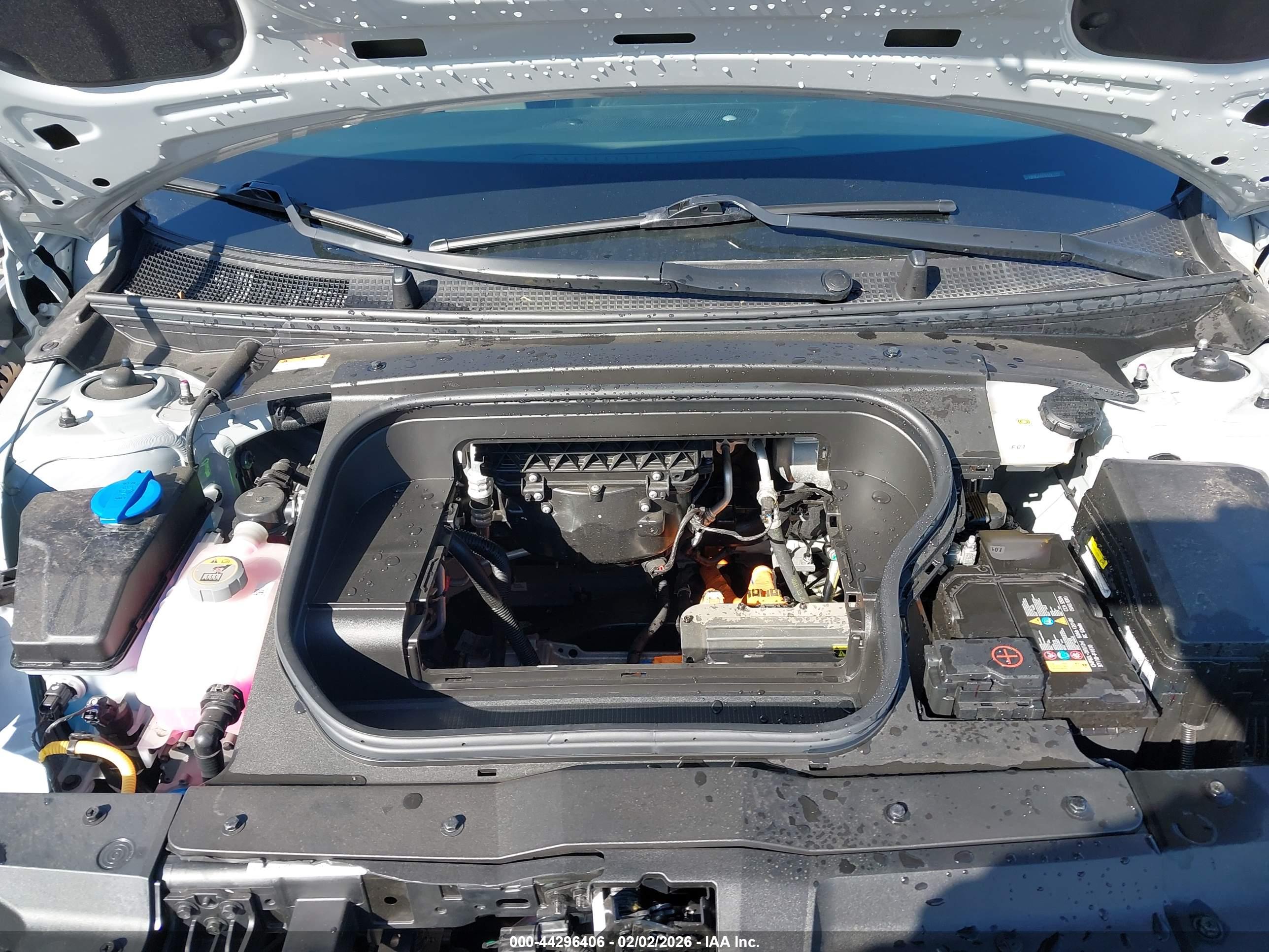 HYUNDAI IONIQ image 10