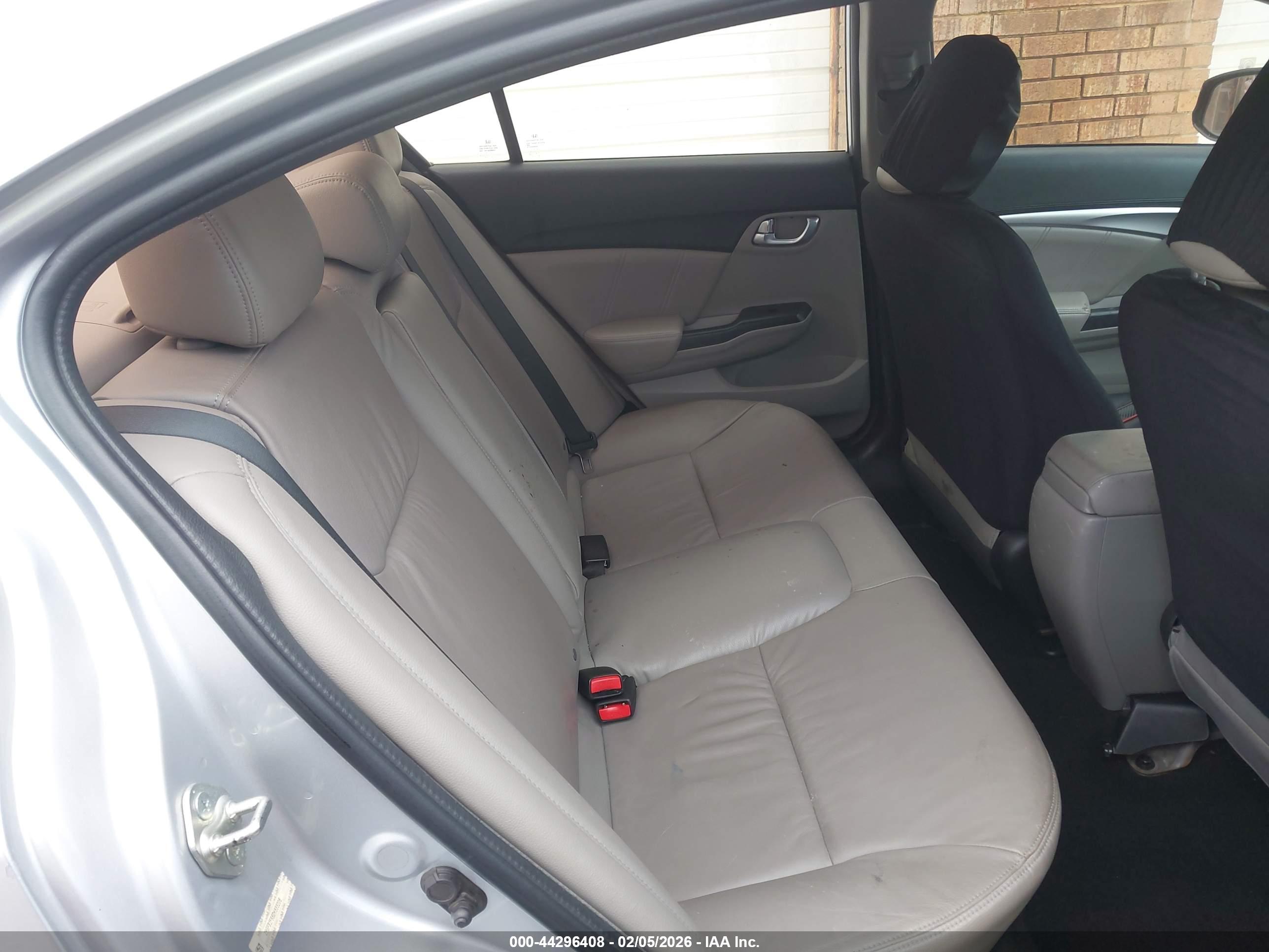 HONDA CIVIC image 8