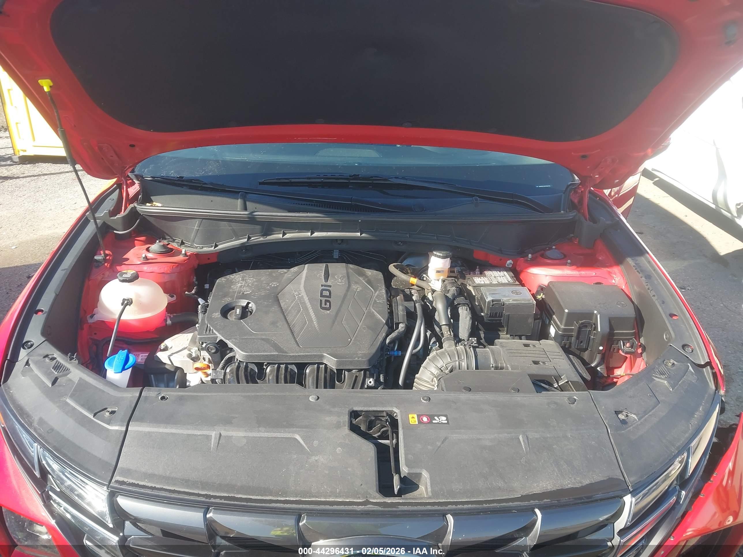 HYUNDAI TUCSON image 10