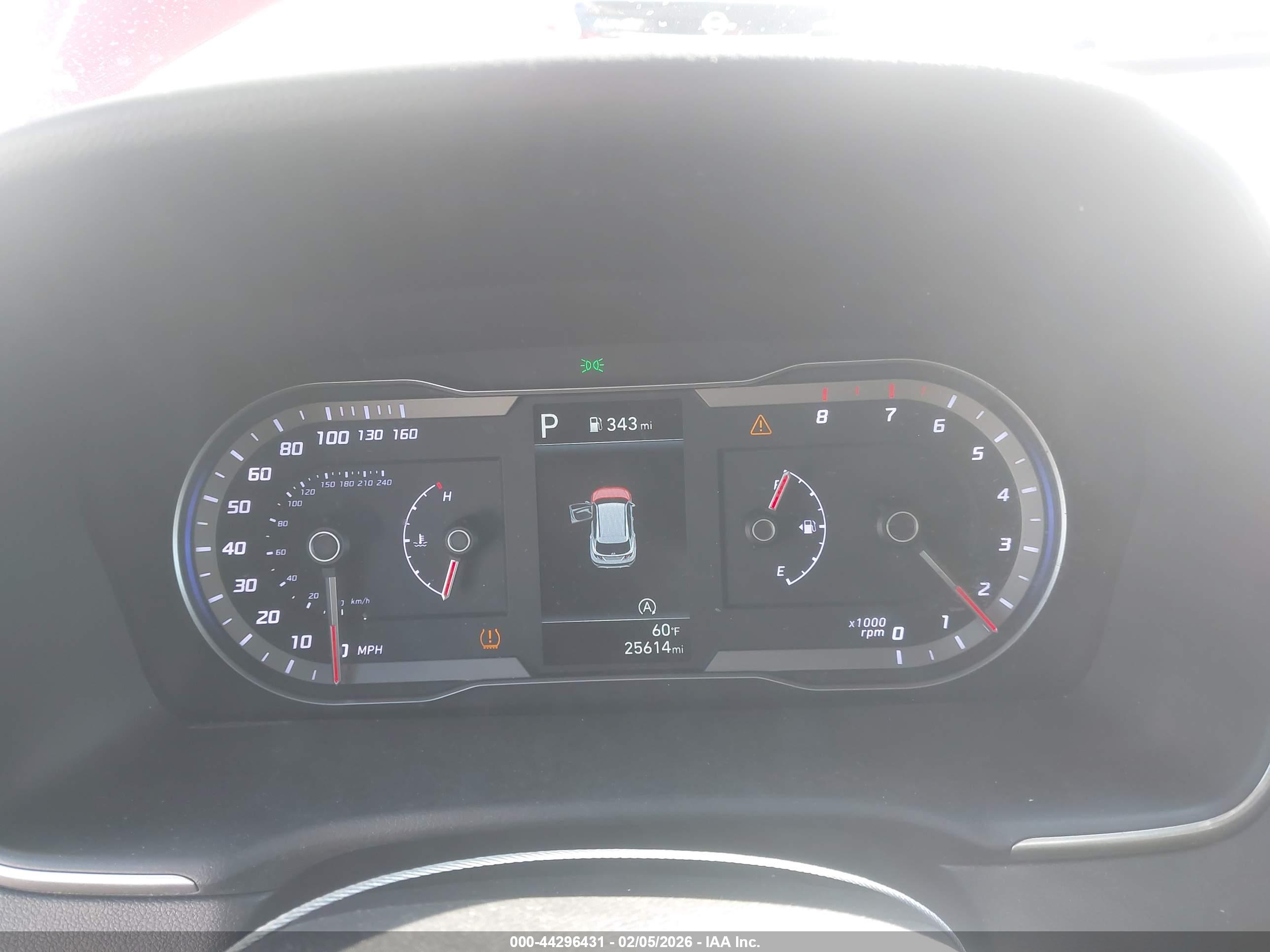 HYUNDAI TUCSON image 7