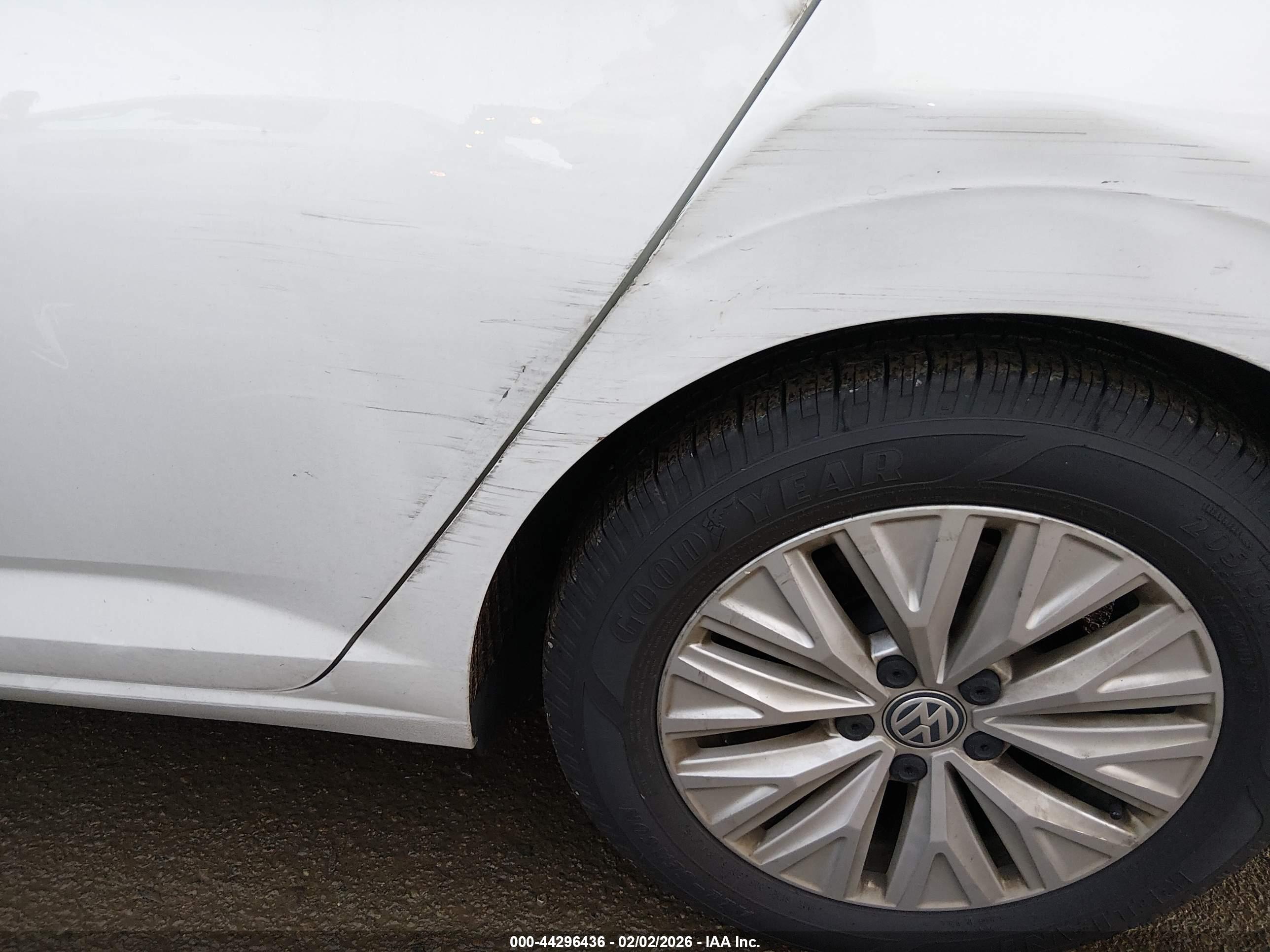 VOLKSWAGEN JETTA image 6