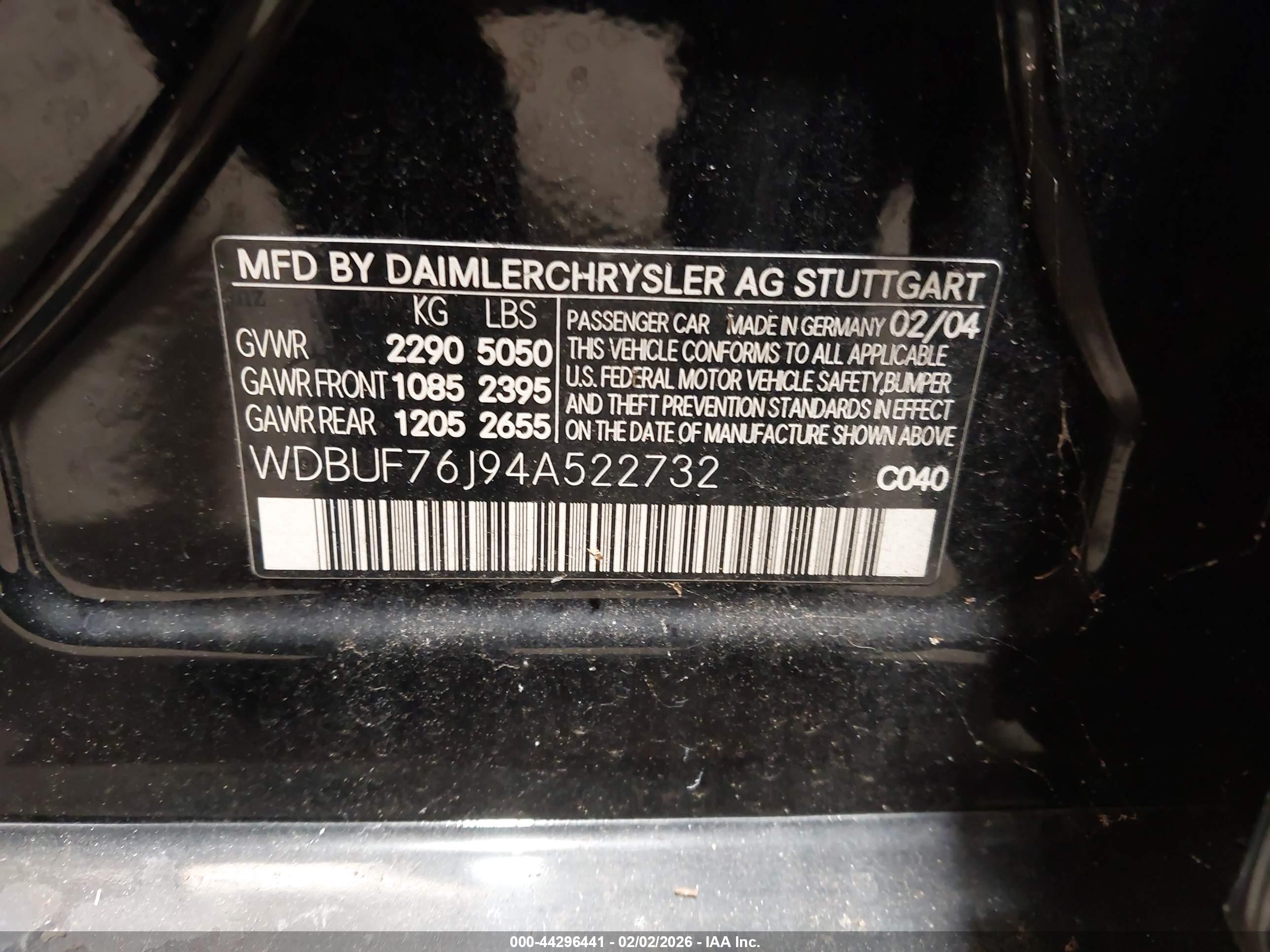 MERCEDES-BENZ E image 9