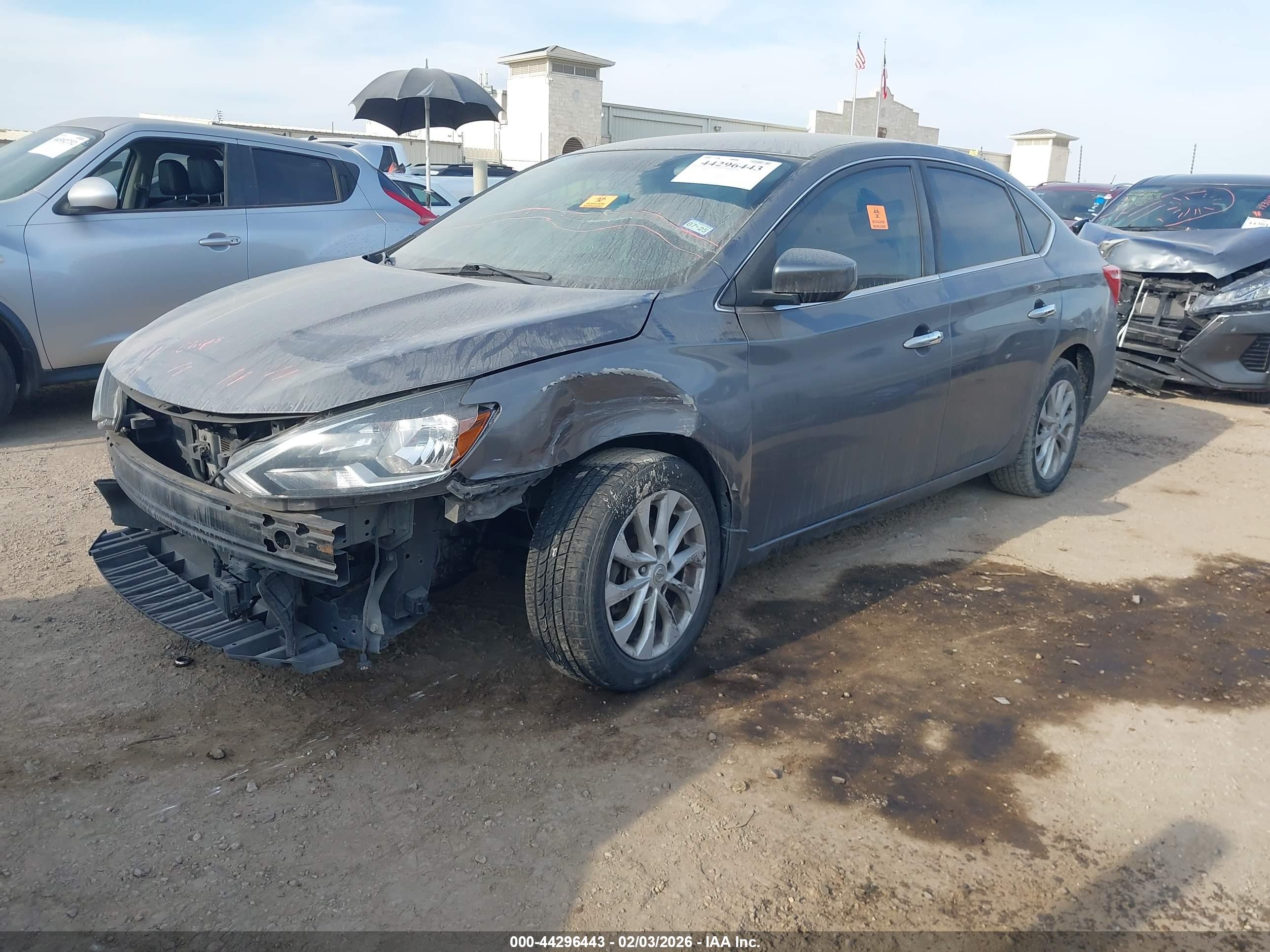 NISSAN SENTRA image 2