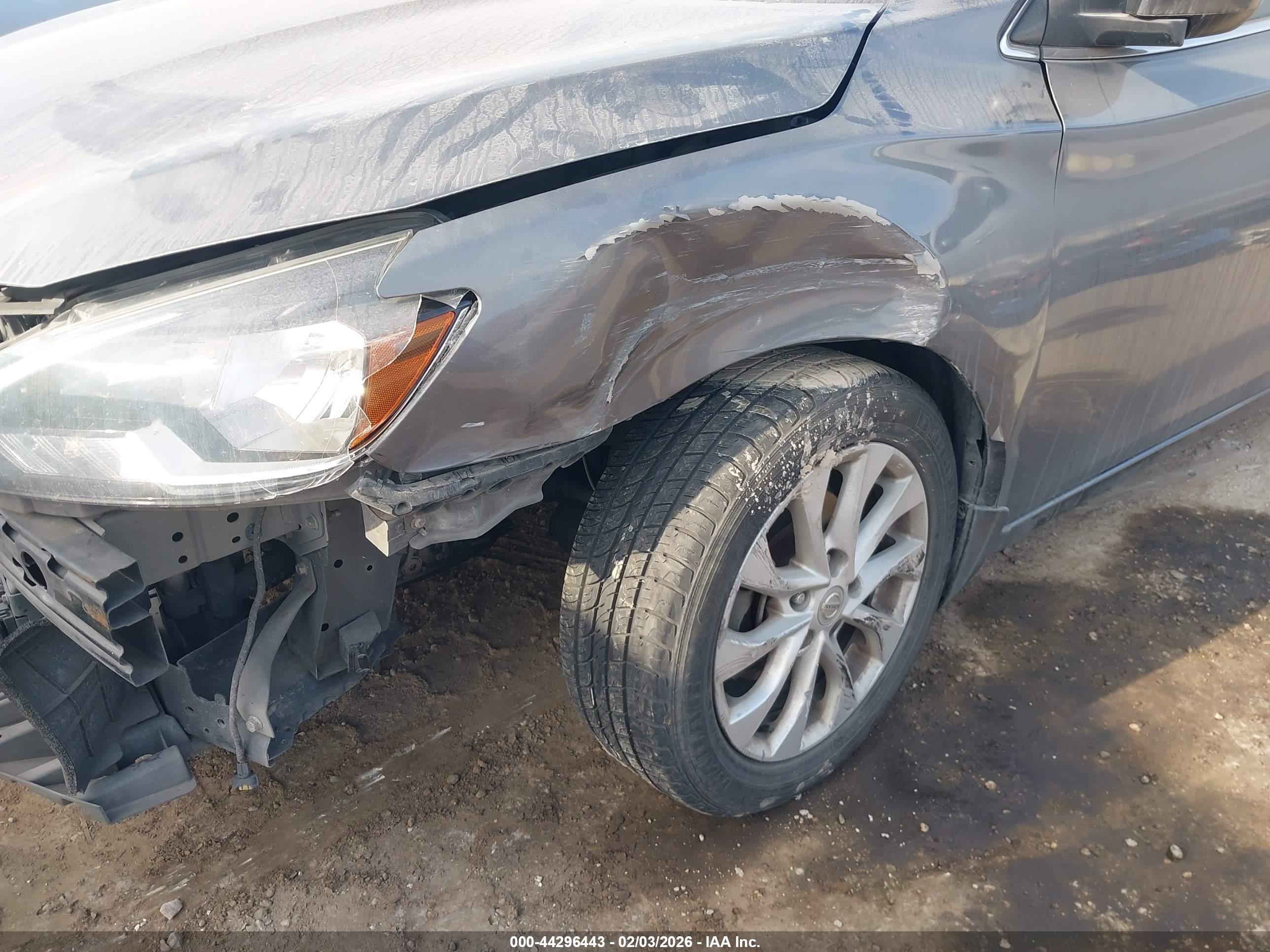 NISSAN SENTRA image 6