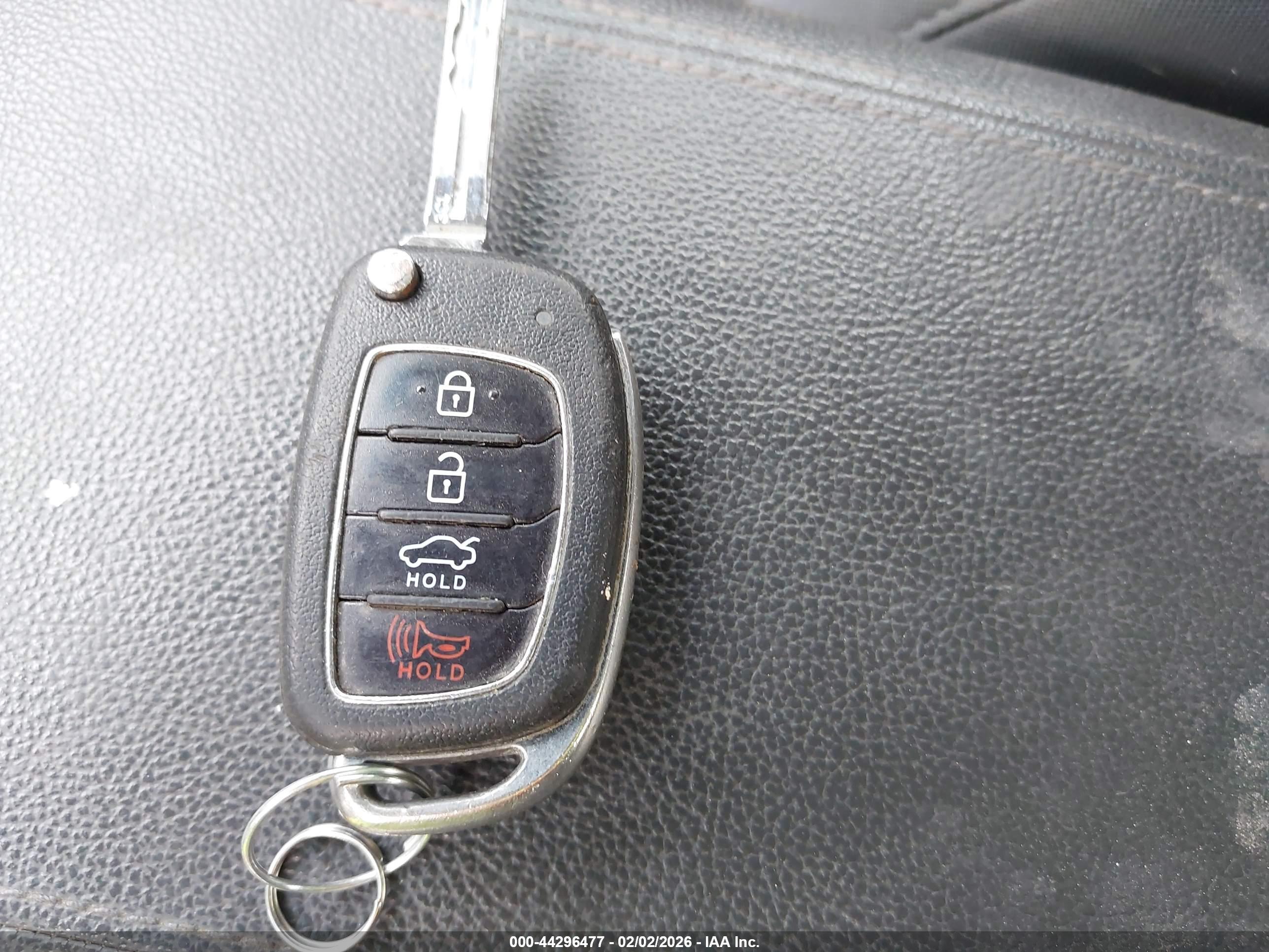 HYUNDAI SONATA image 11