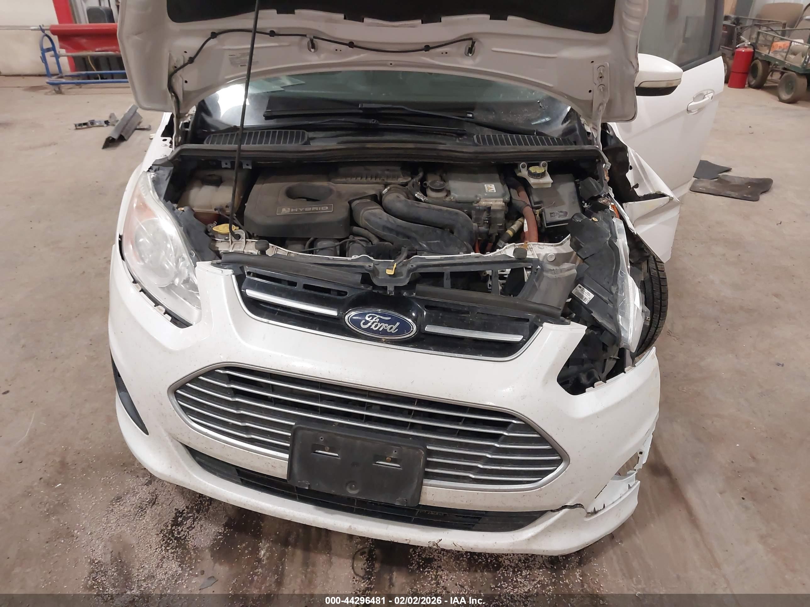 FORD C-MAX image 10