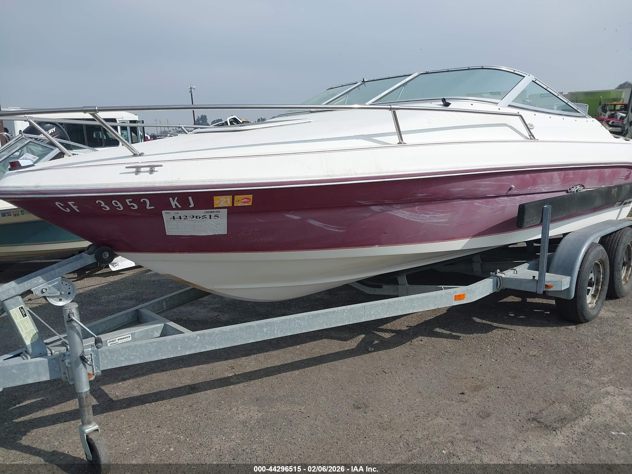 SEA RAY image 6