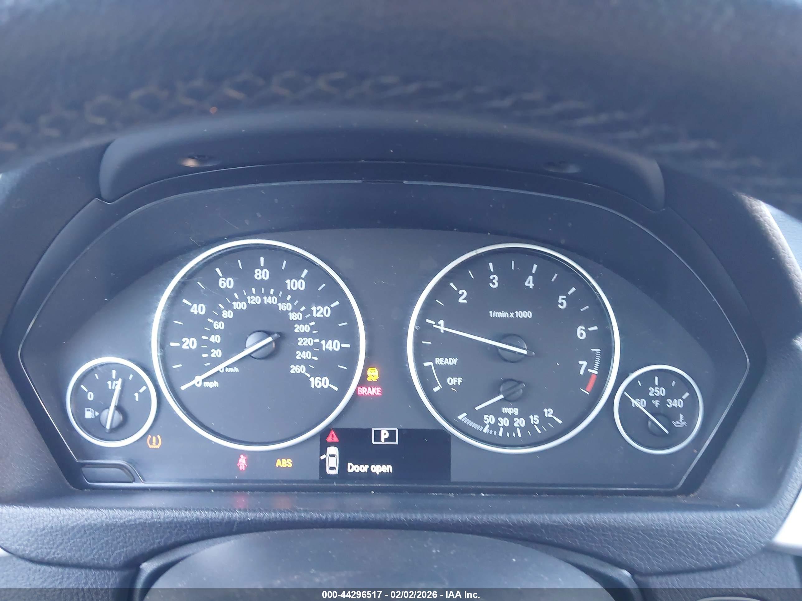 BMW 320I image 7