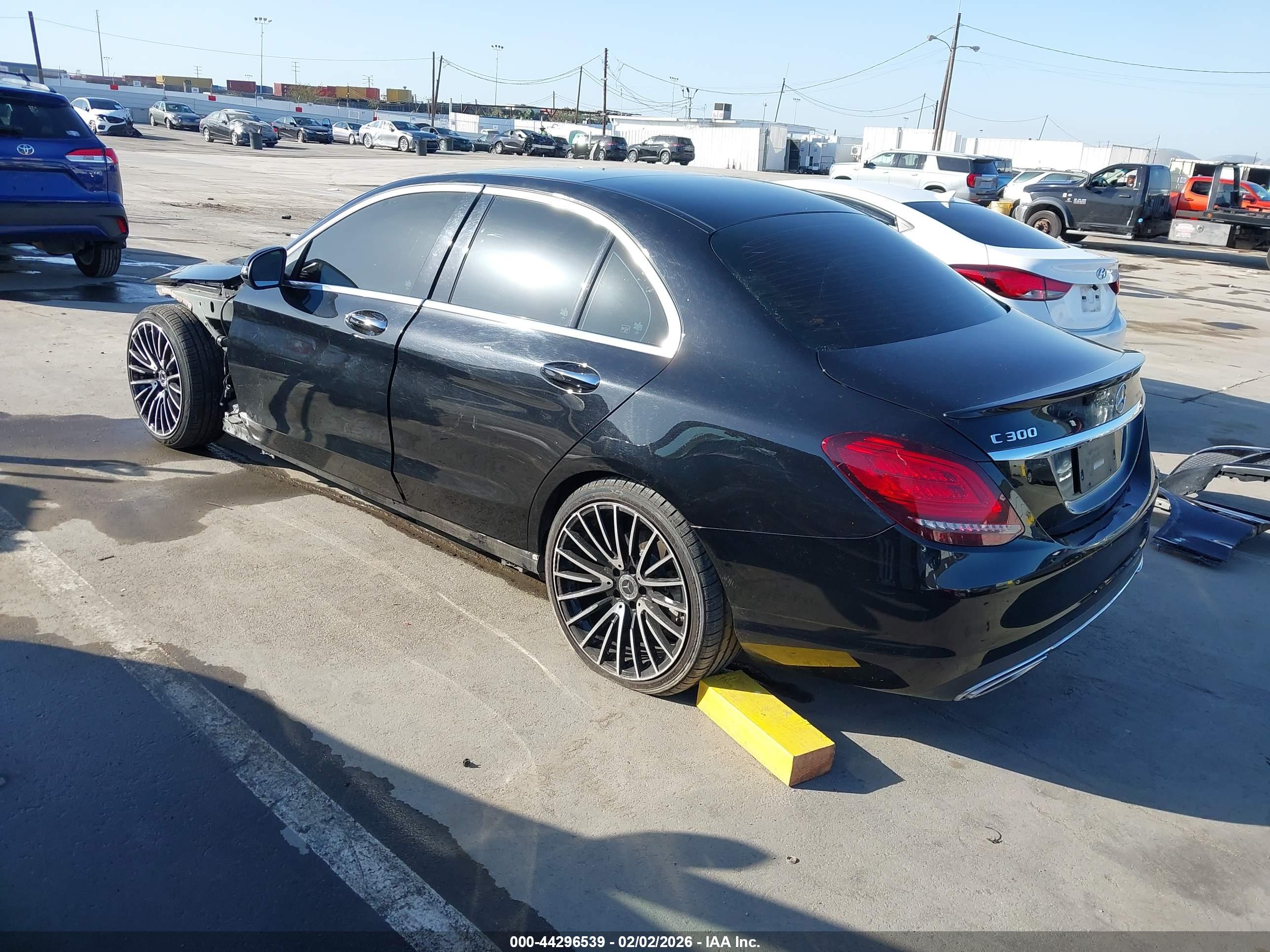 MERCEDES-BENZ C image 3