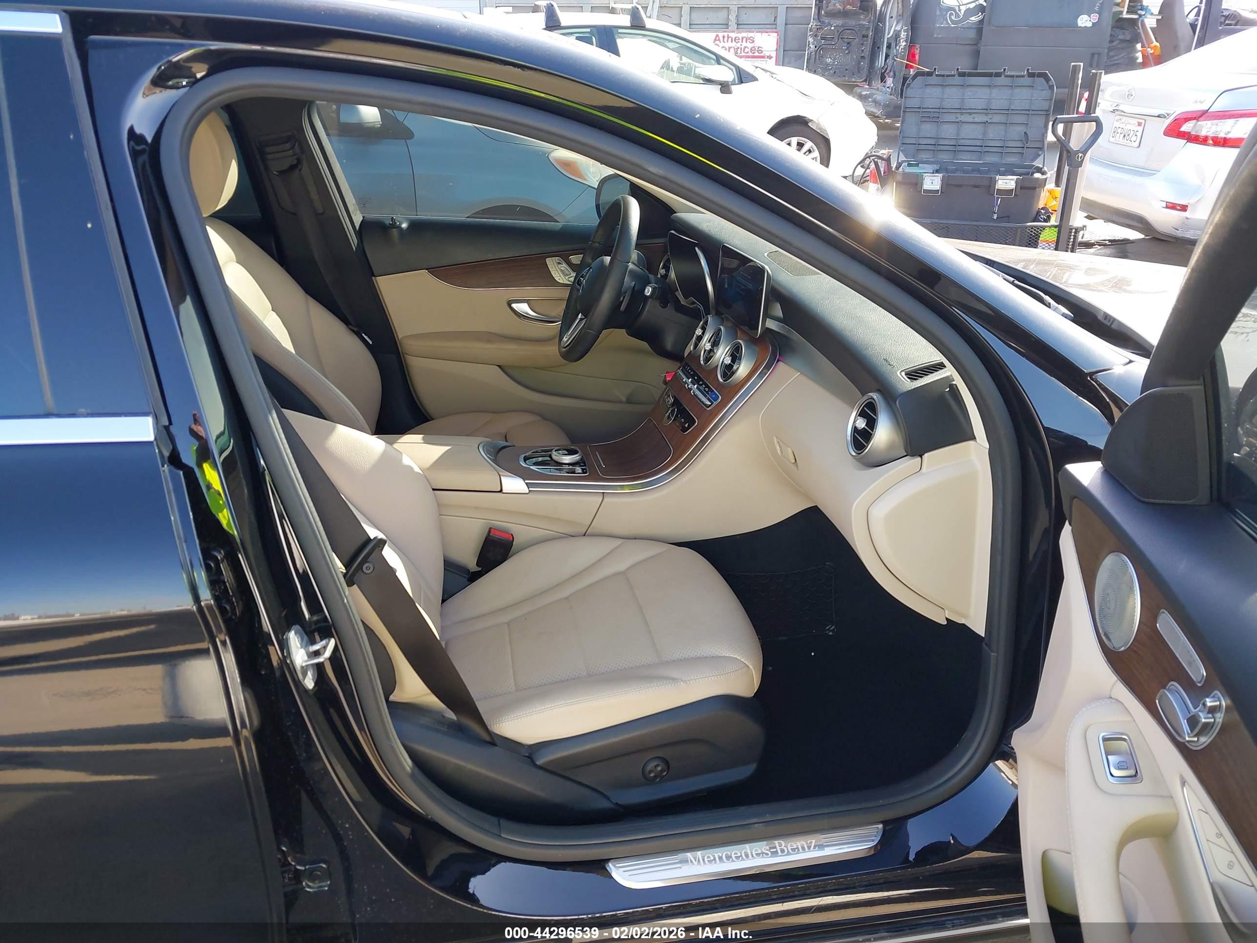 MERCEDES-BENZ C image 5