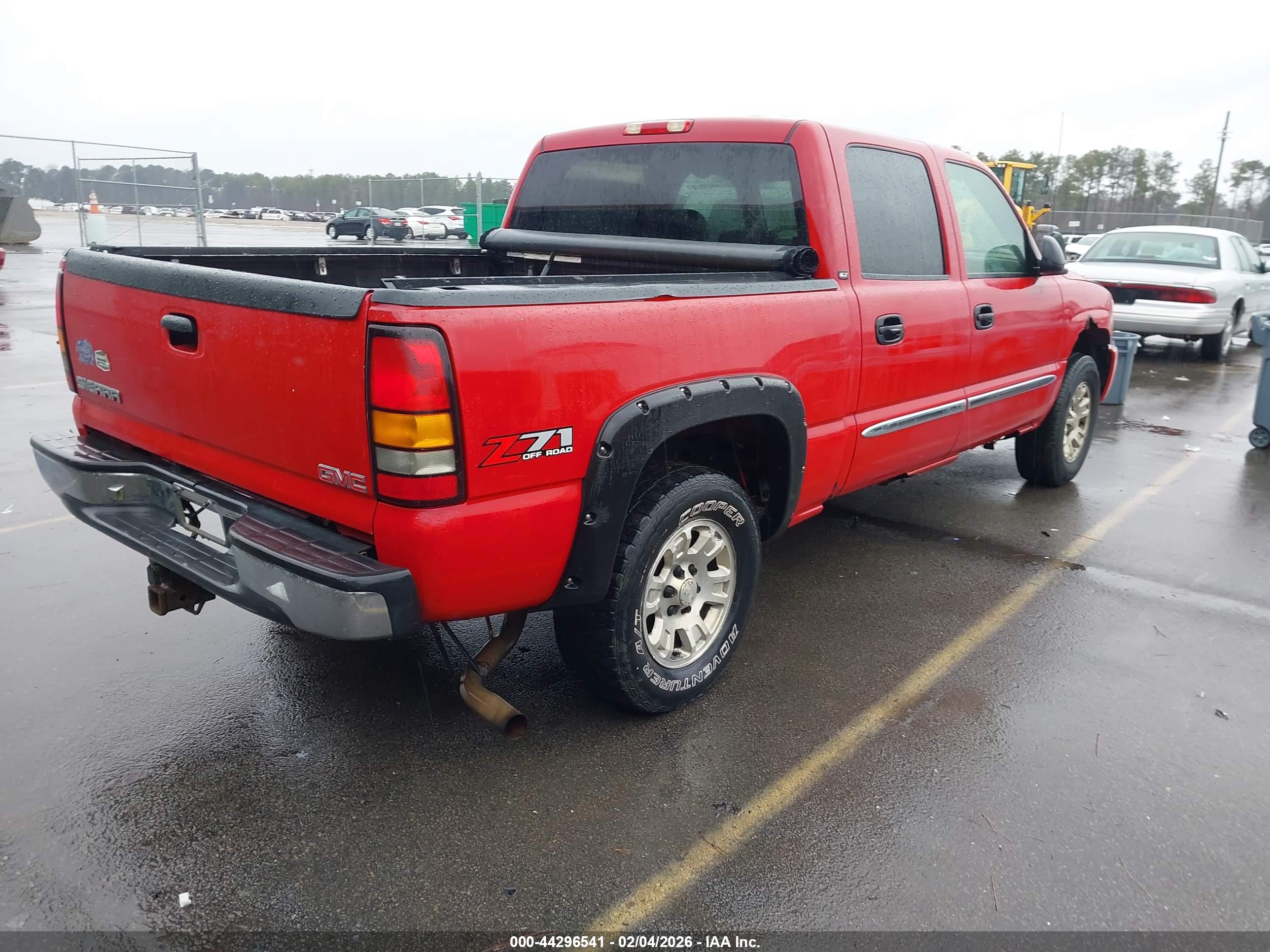GMC SIERRA image 4