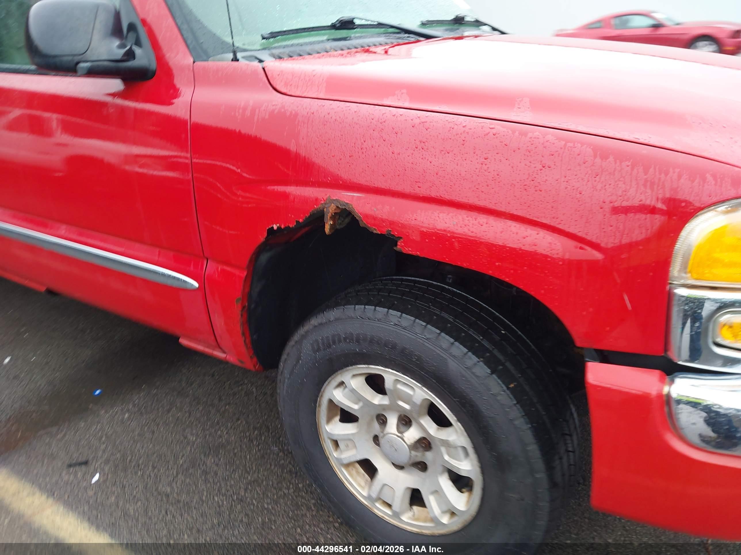 GMC SIERRA image 6