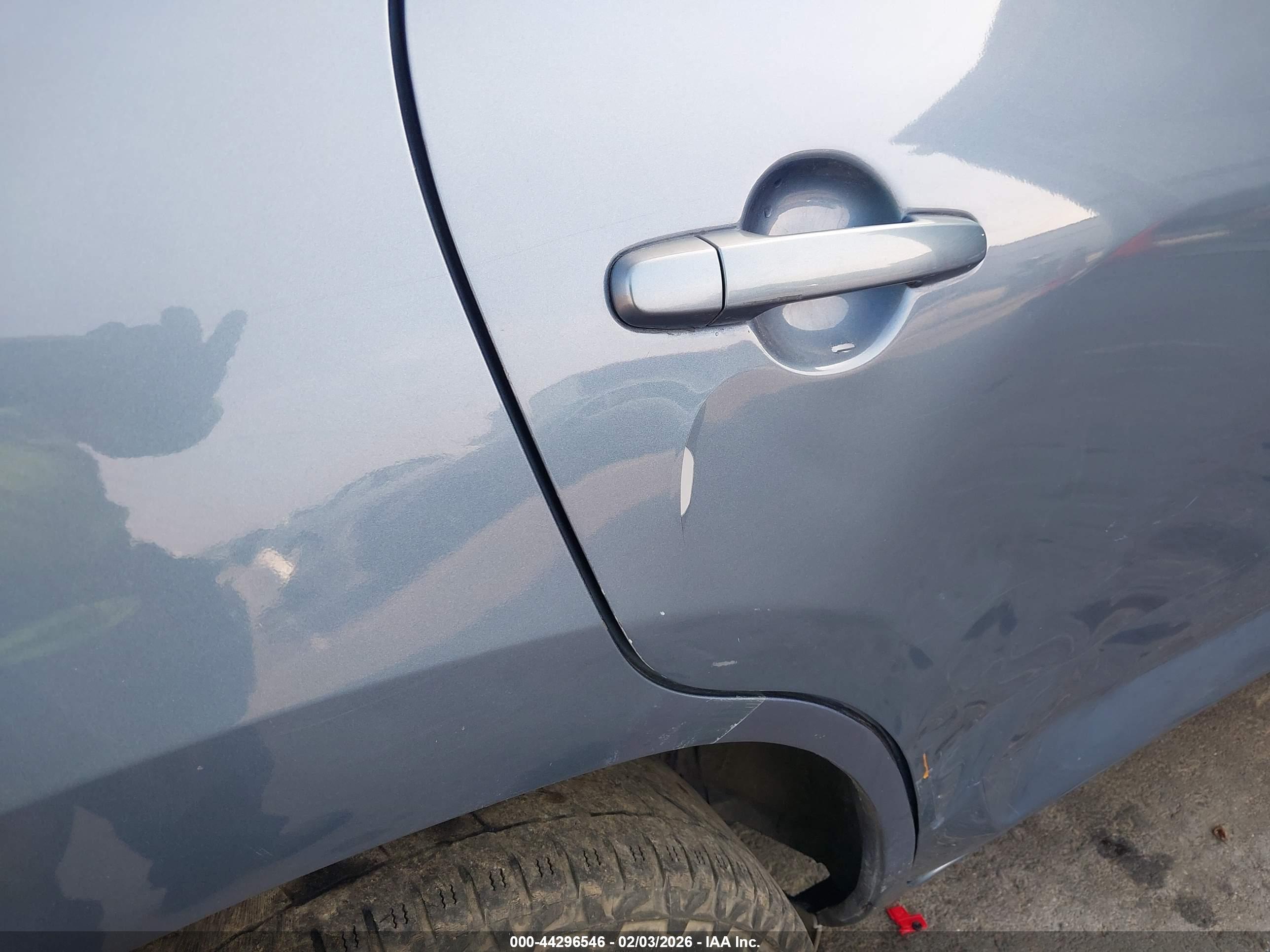 TOYOTA RAV4 image 6