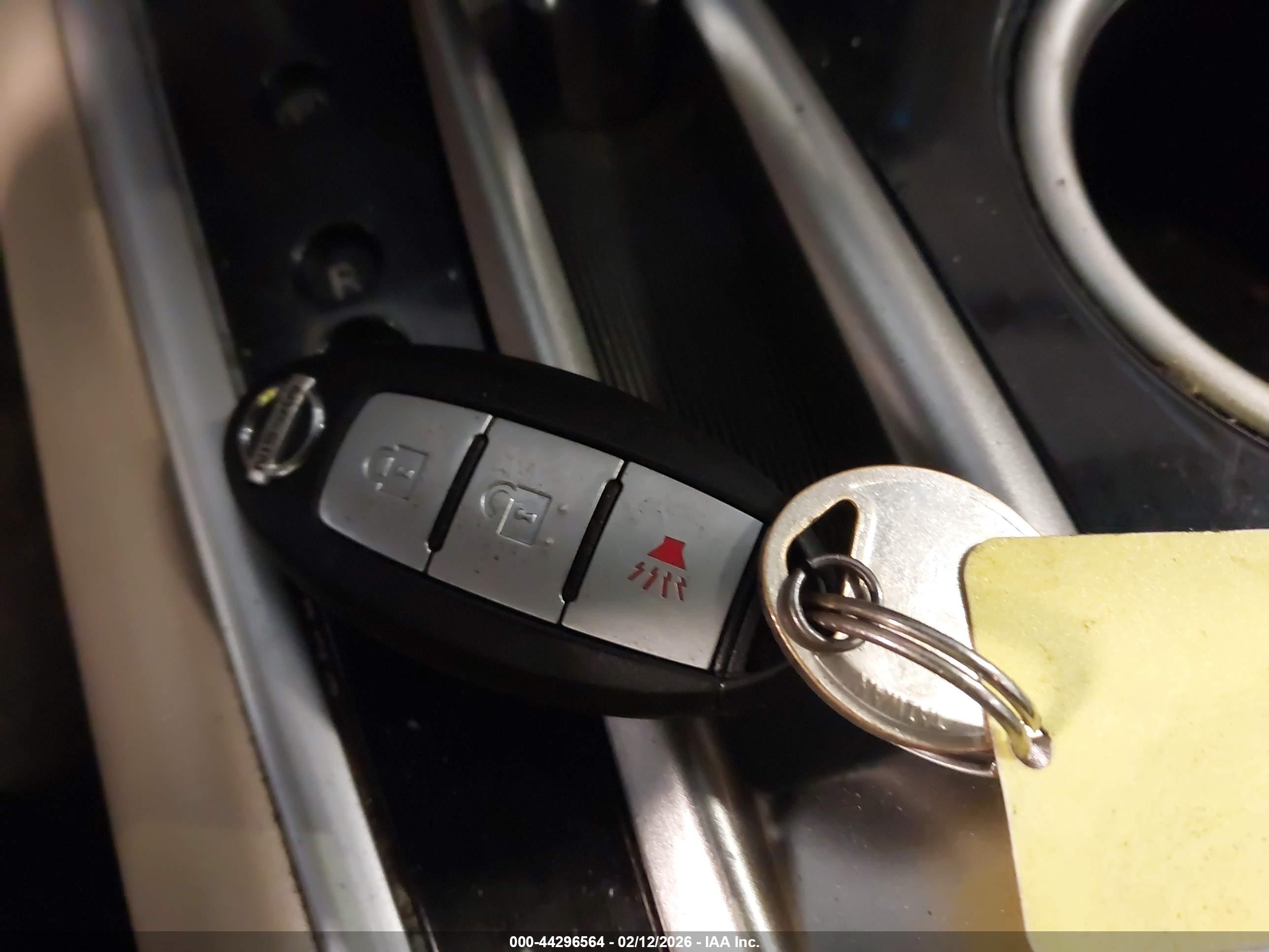 NISSAN PATHFINDER image 11
