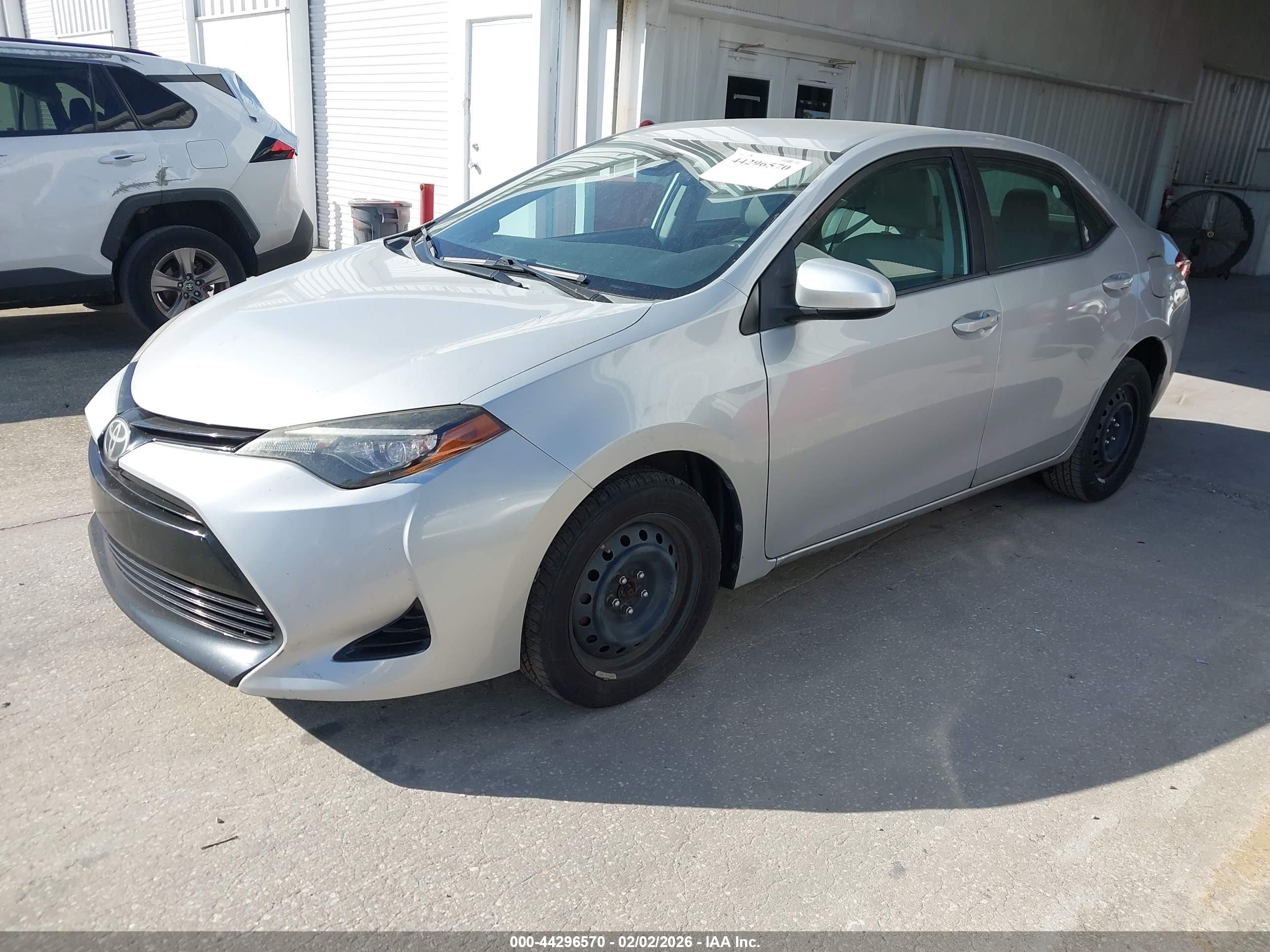 TOYOTA COROLLA image 2