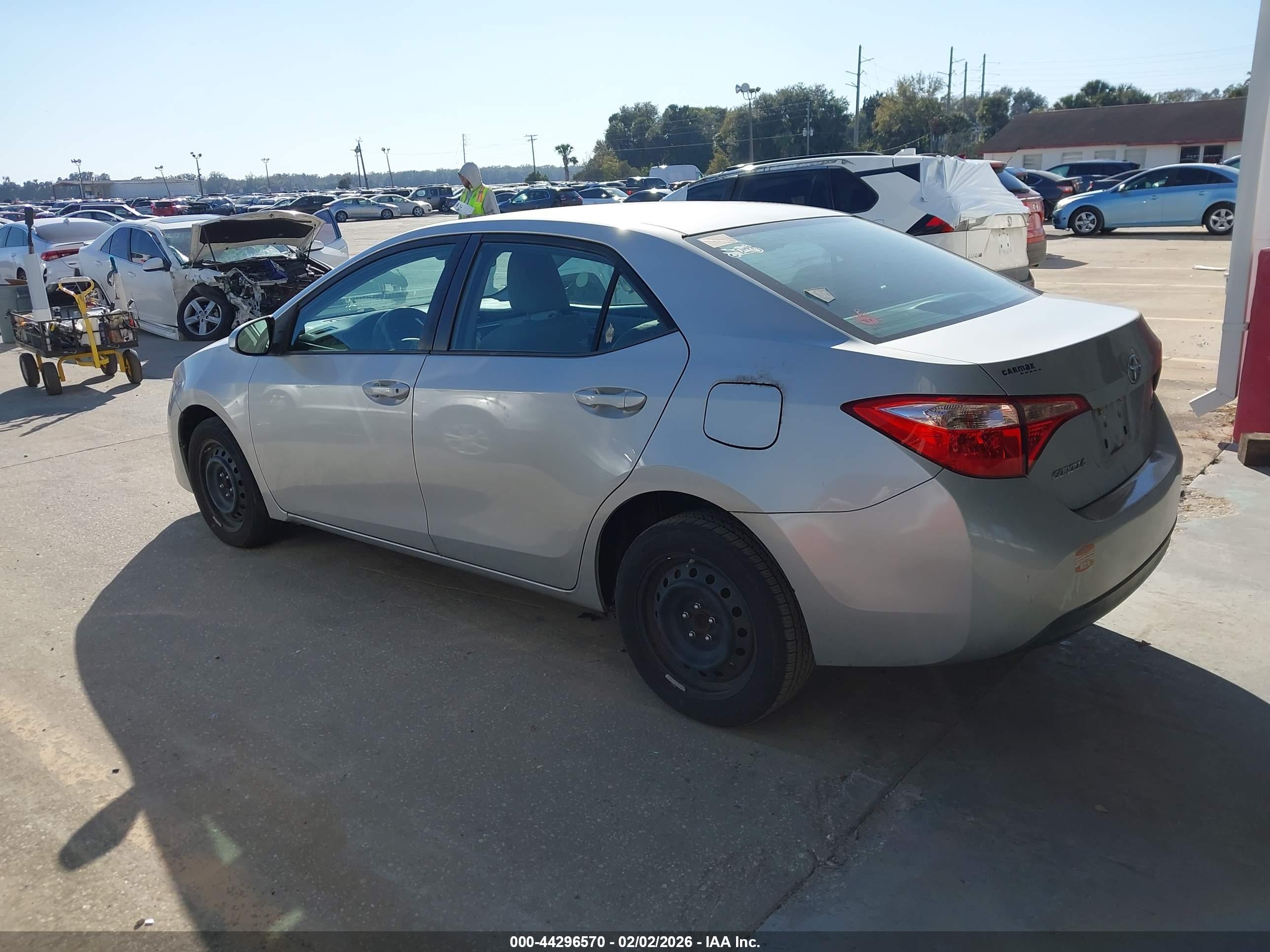 TOYOTA COROLLA image 3