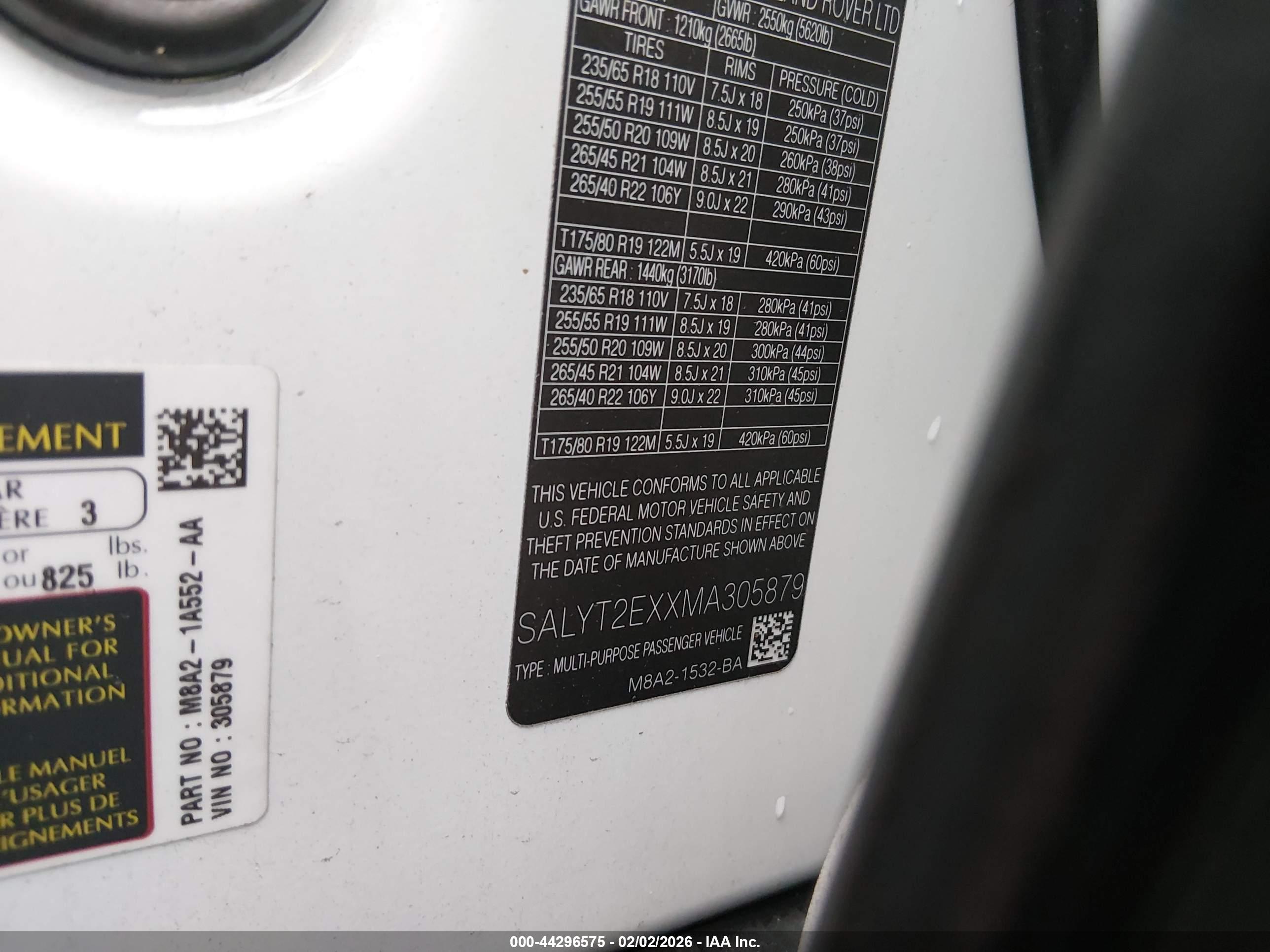 LAND ROVER image 9