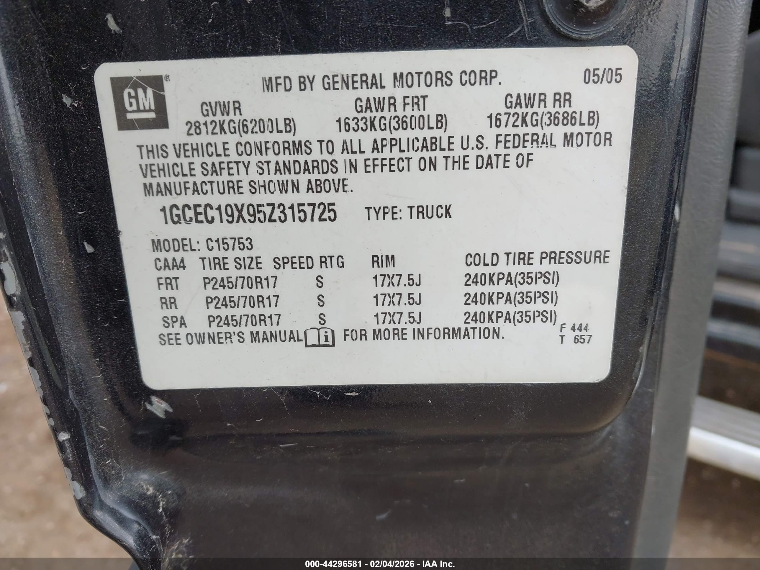 CHEVROLET SILVERADO image 9