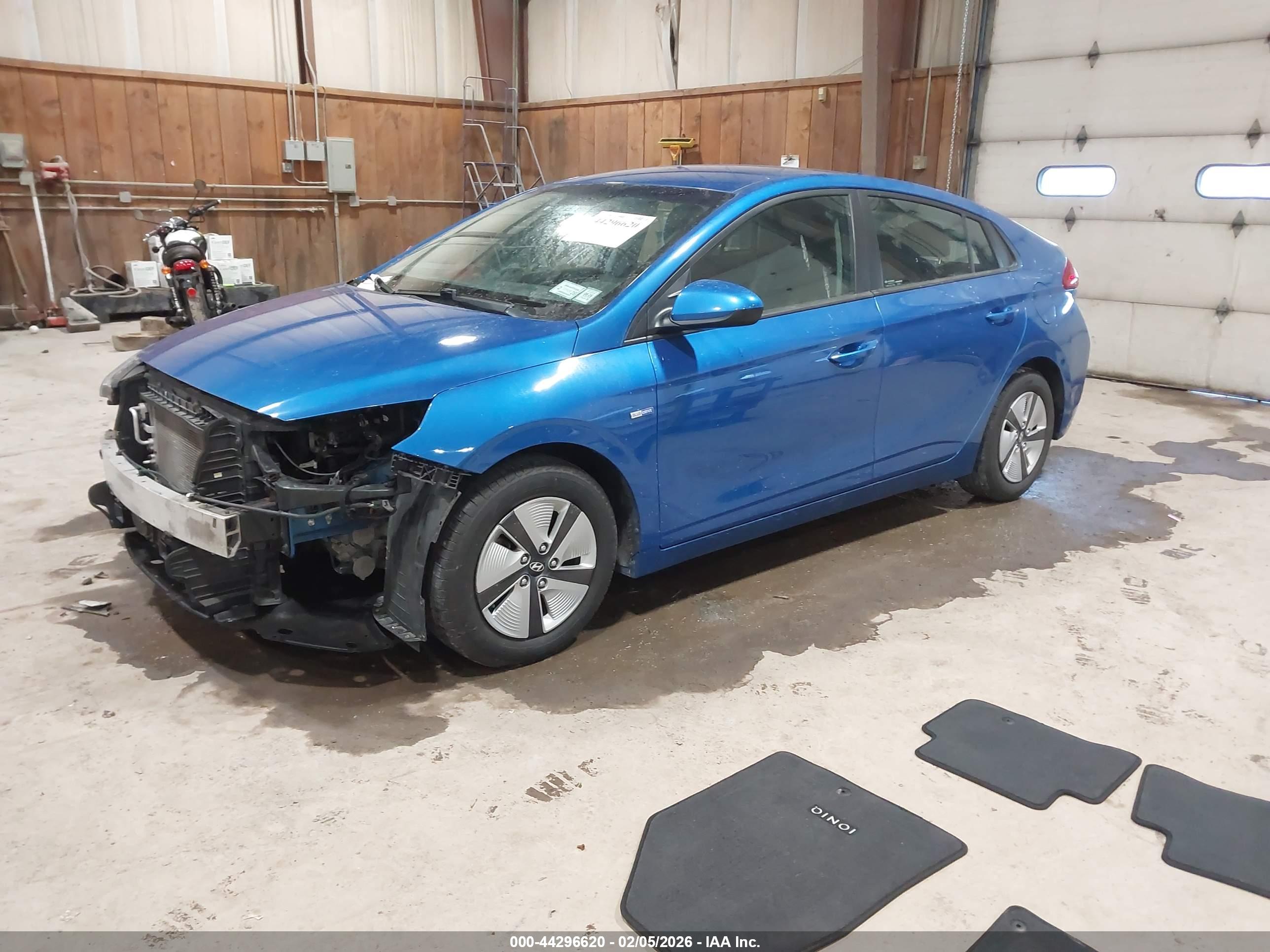HYUNDAI IONIQ image 2