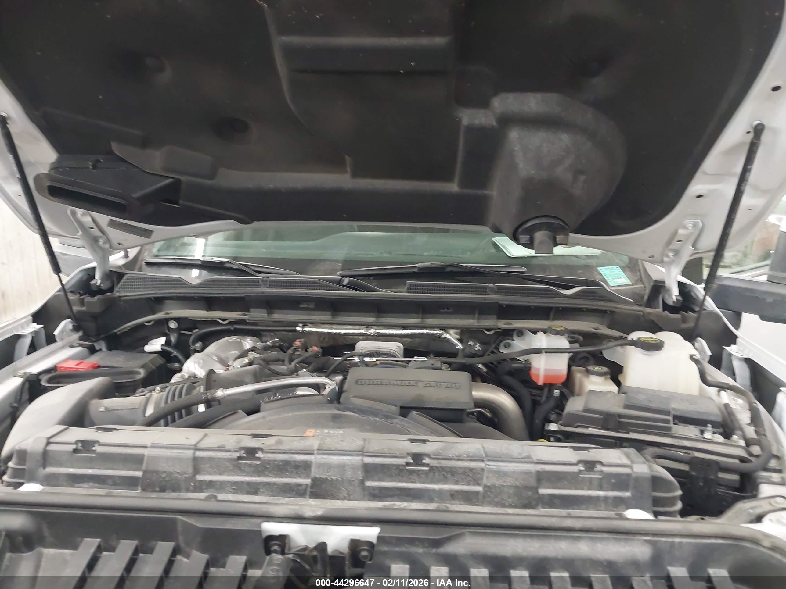 GMC SIERRA image 10