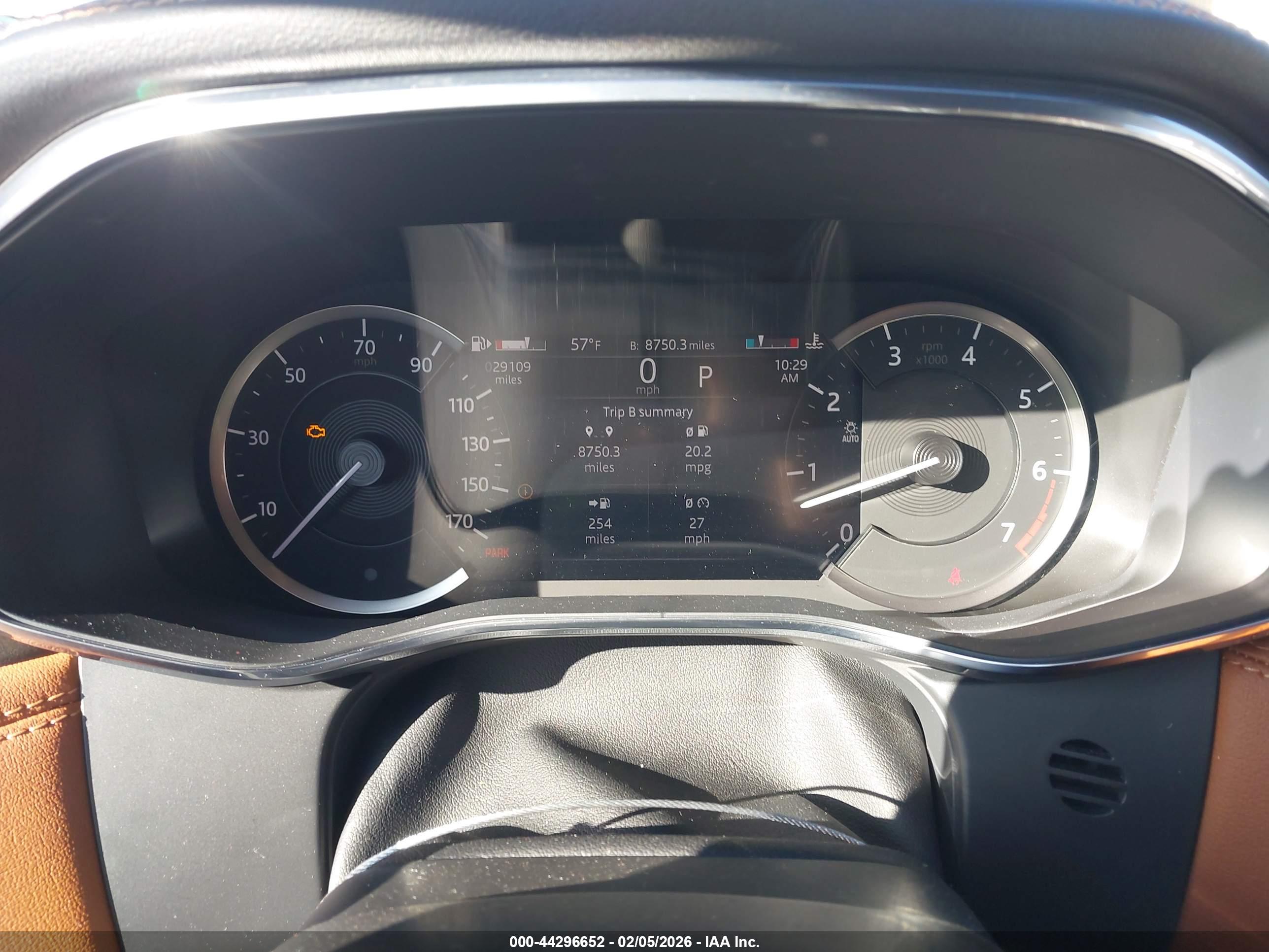JAGUAR F-PACE image 7