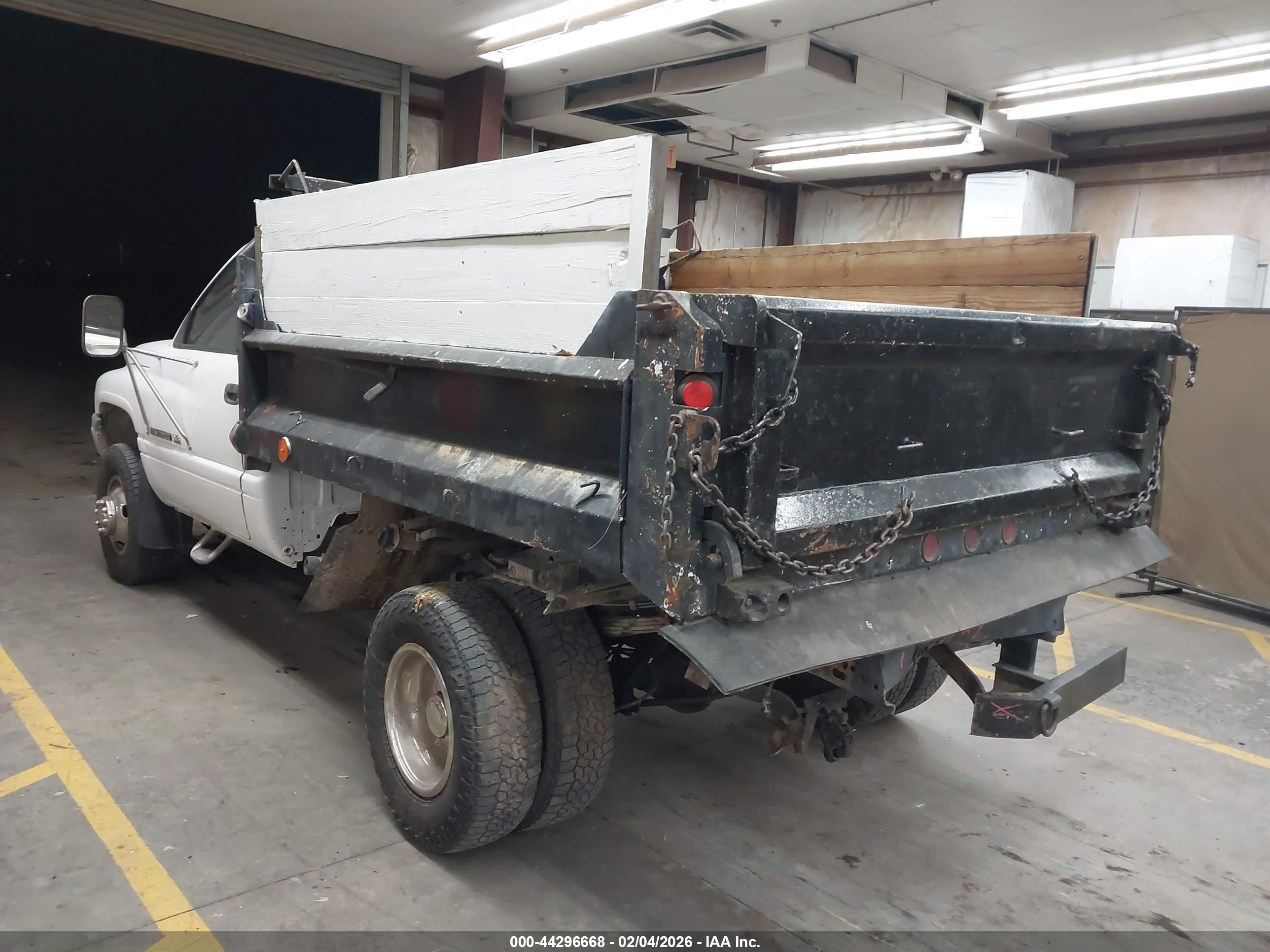 DODGE RAM image 3