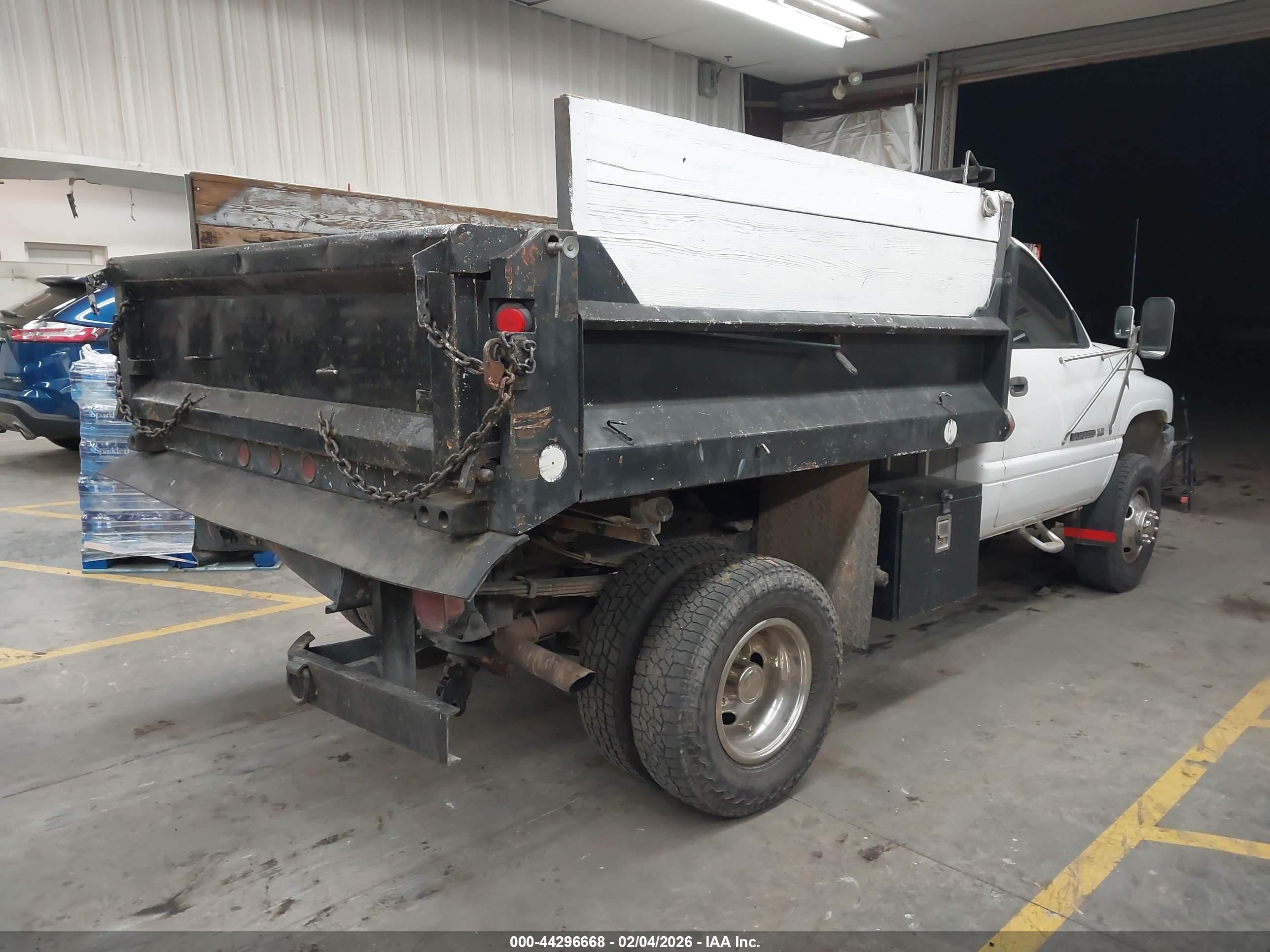 DODGE RAM image 4
