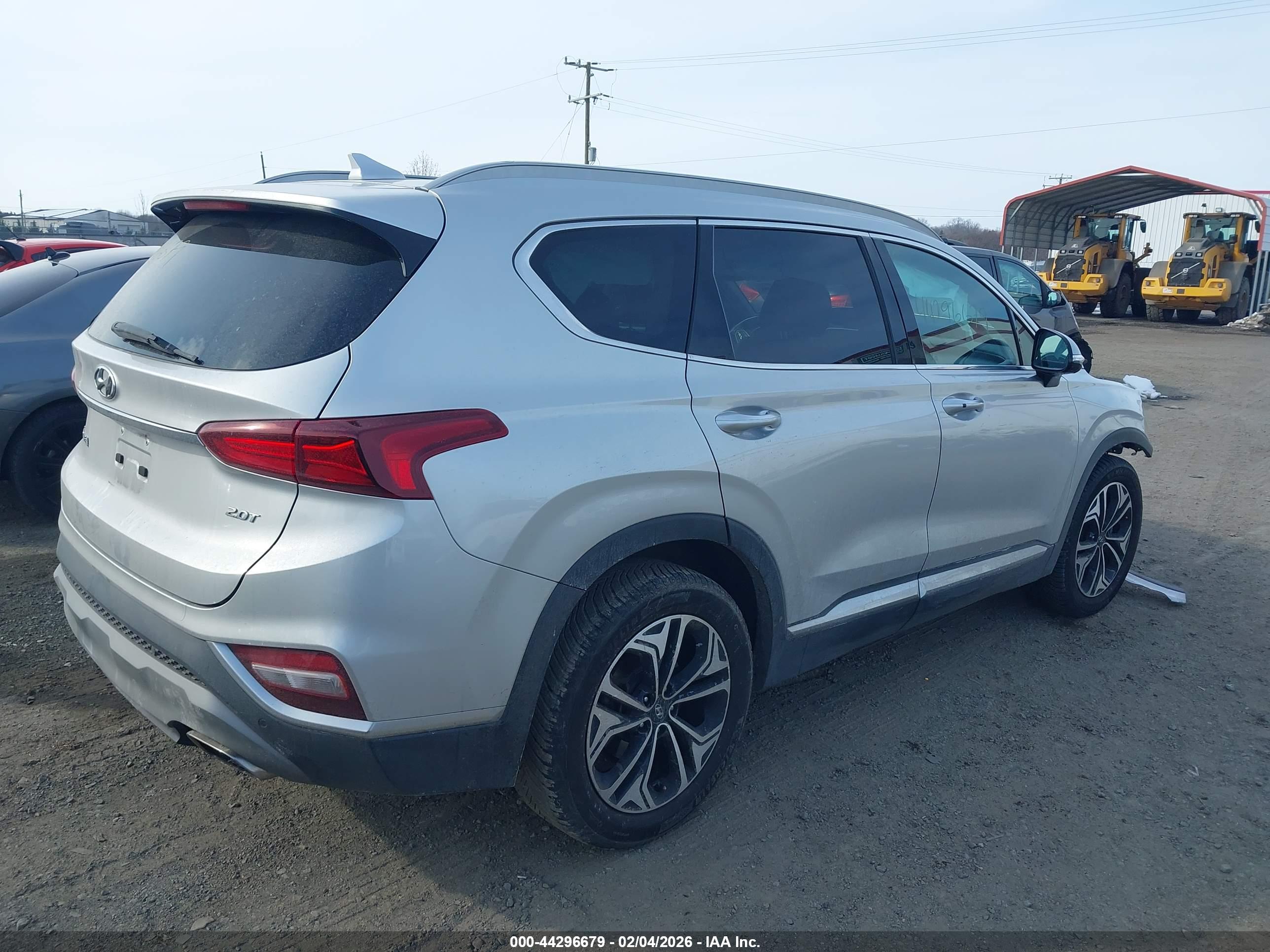 HYUNDAI SANTA image 4
