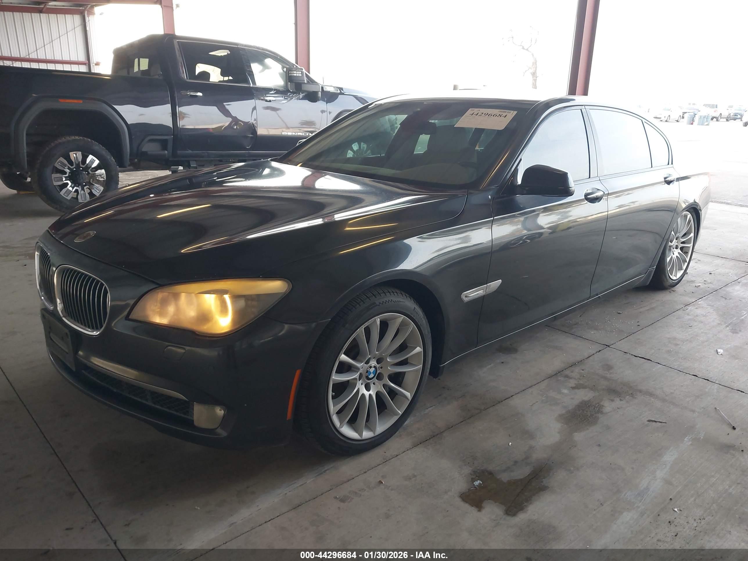 BMW 750LI image 2