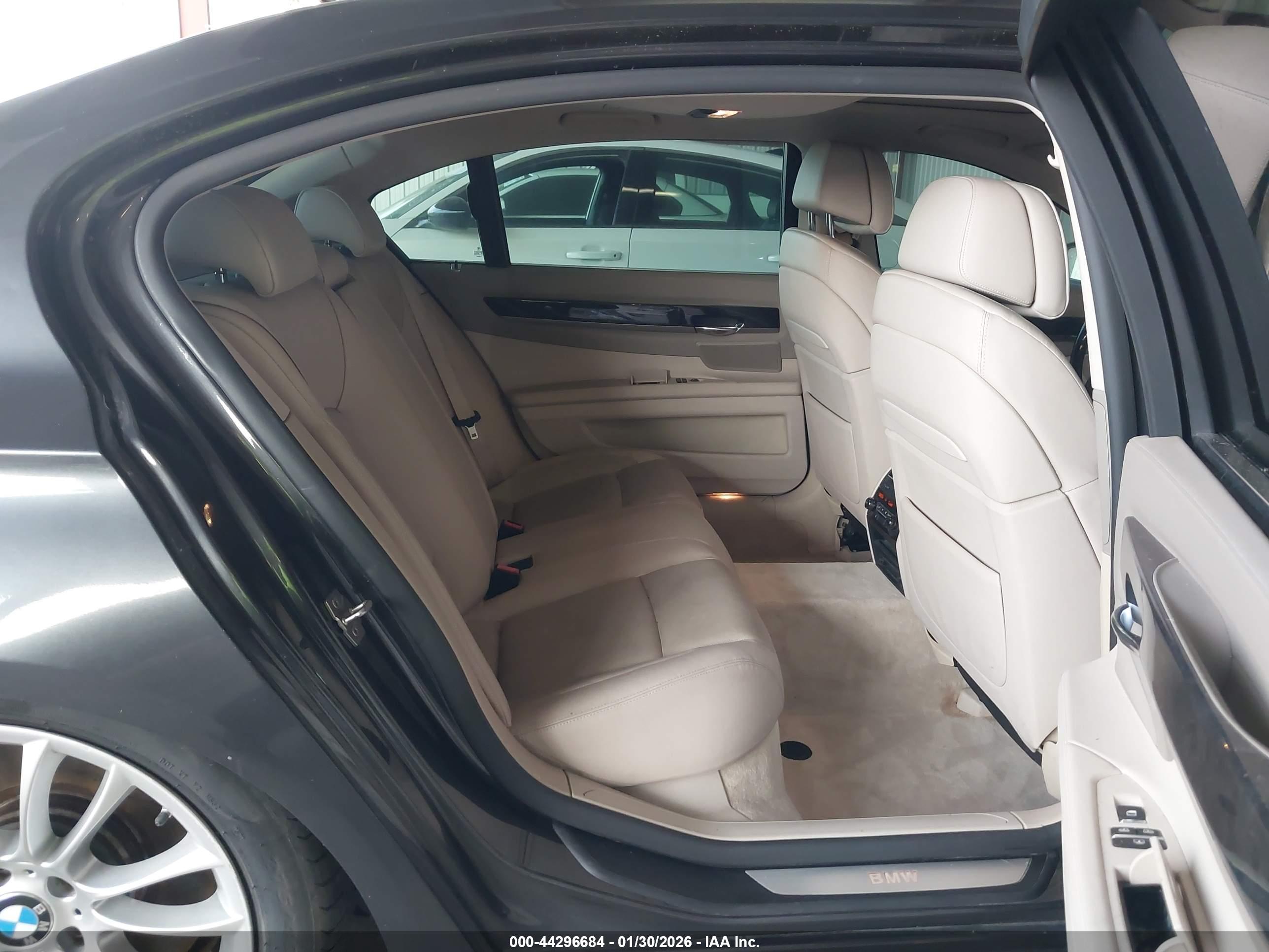 BMW 750LI image 8