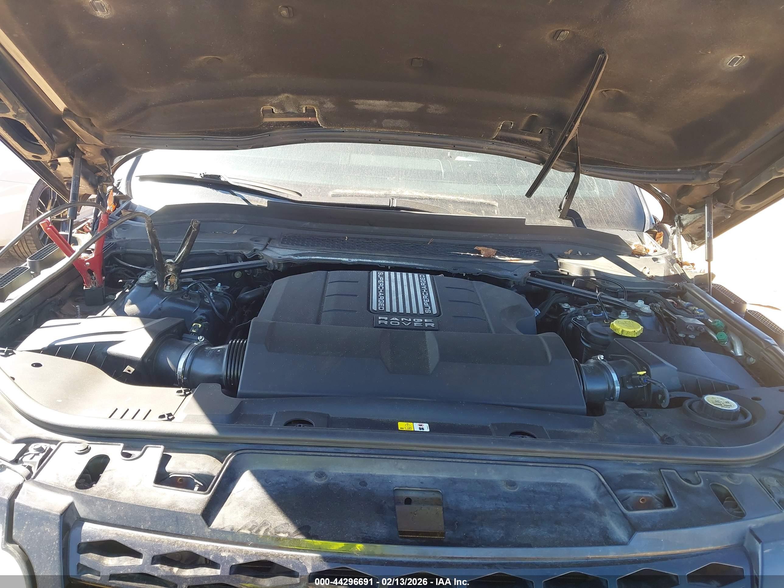 LAND ROVER image 10