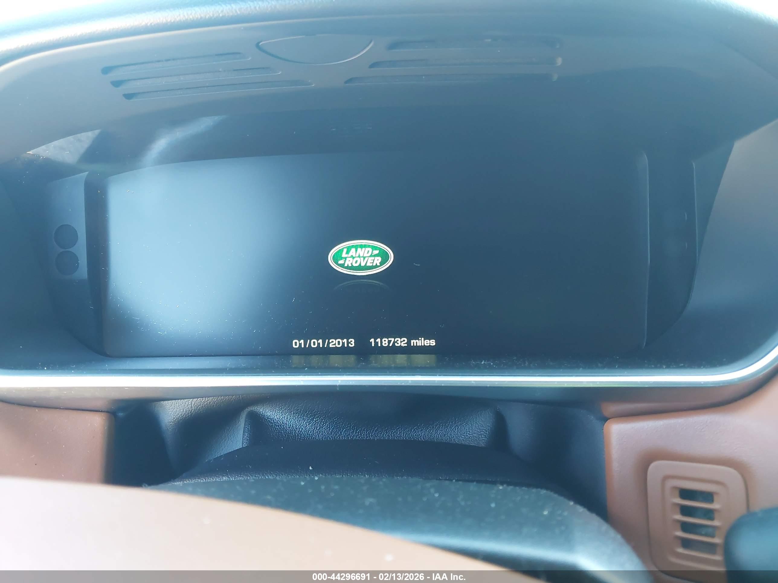LAND ROVER image 7