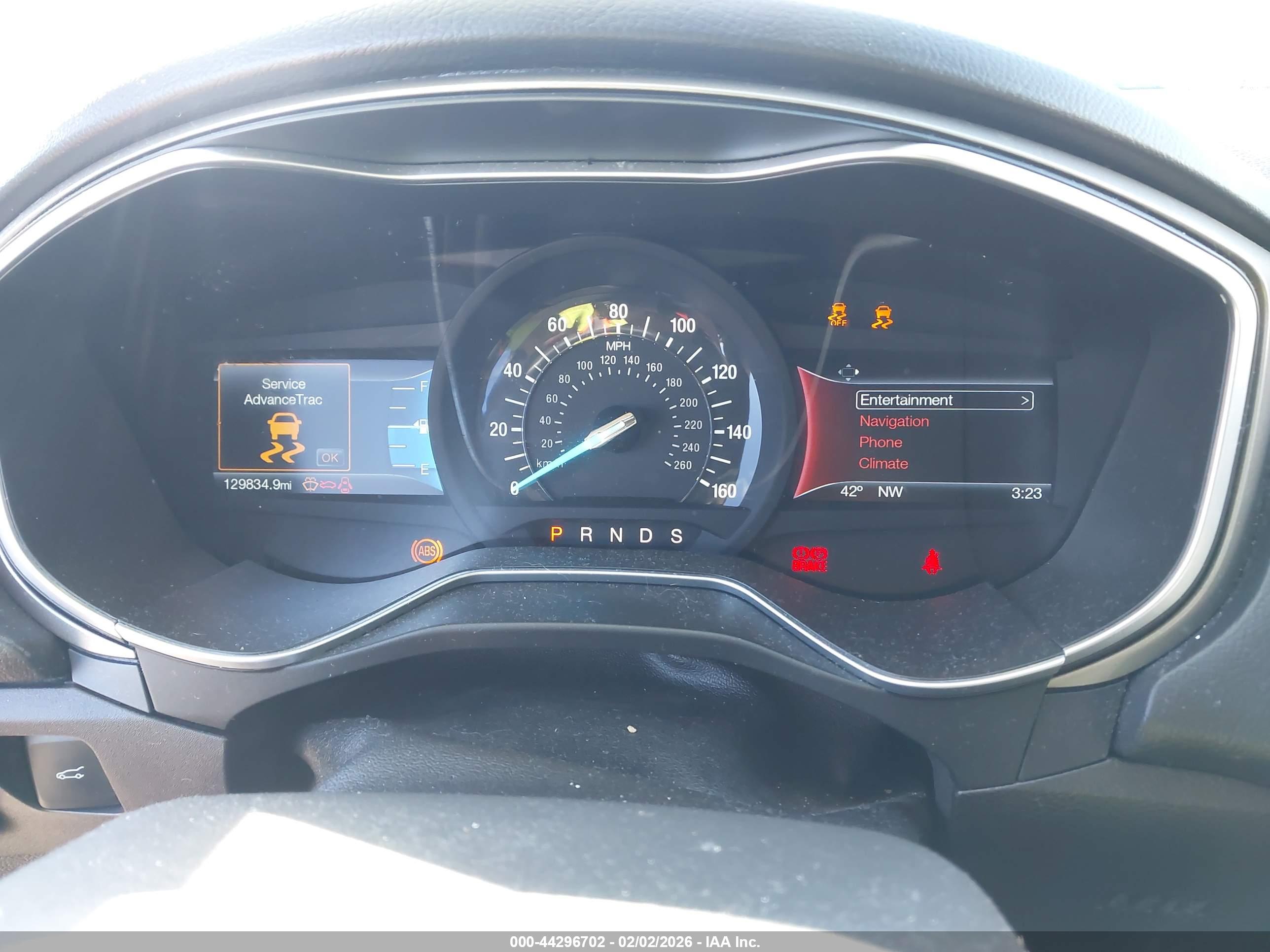FORD FUSION image 7