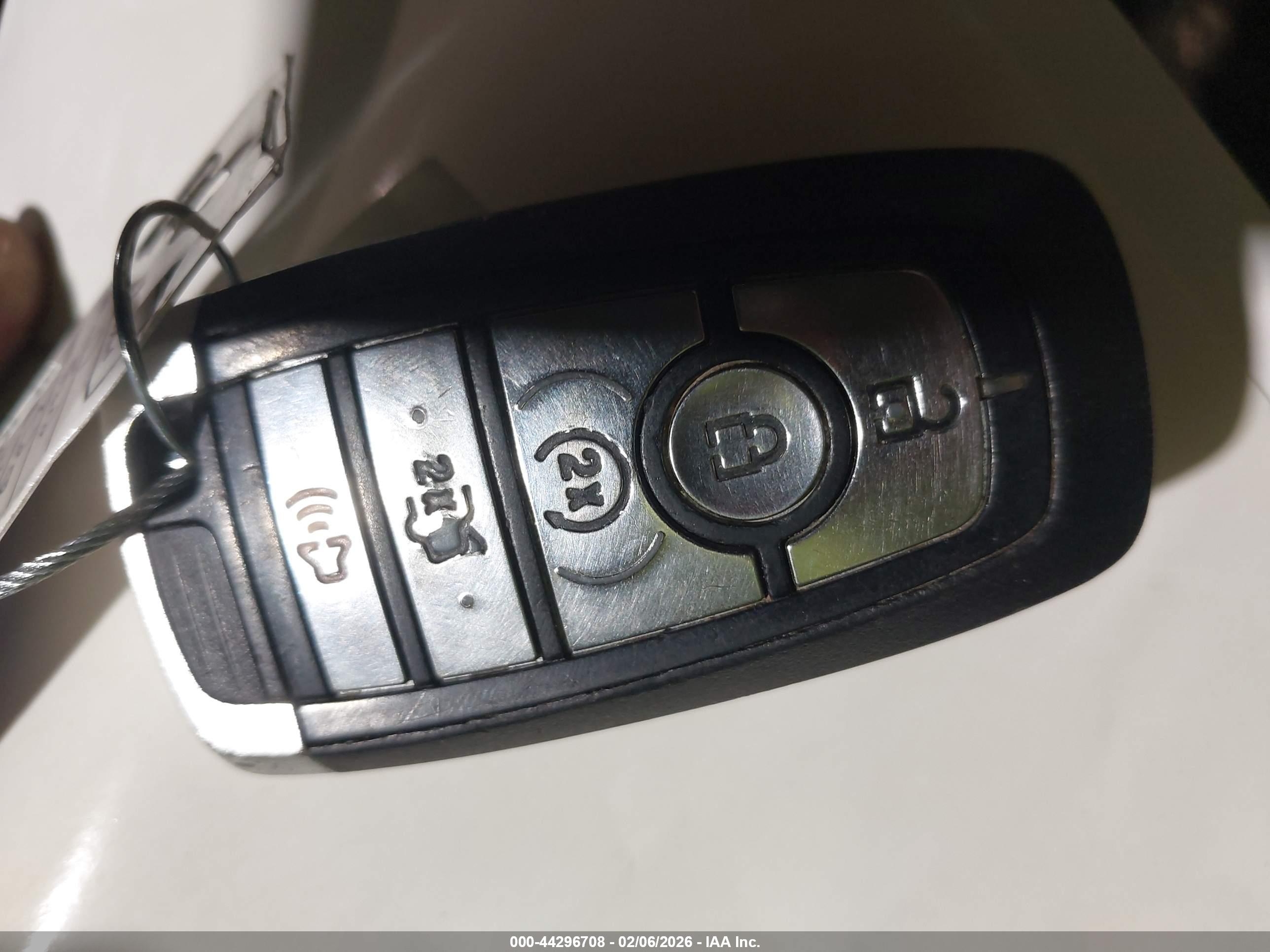 FORD EDGE image 11