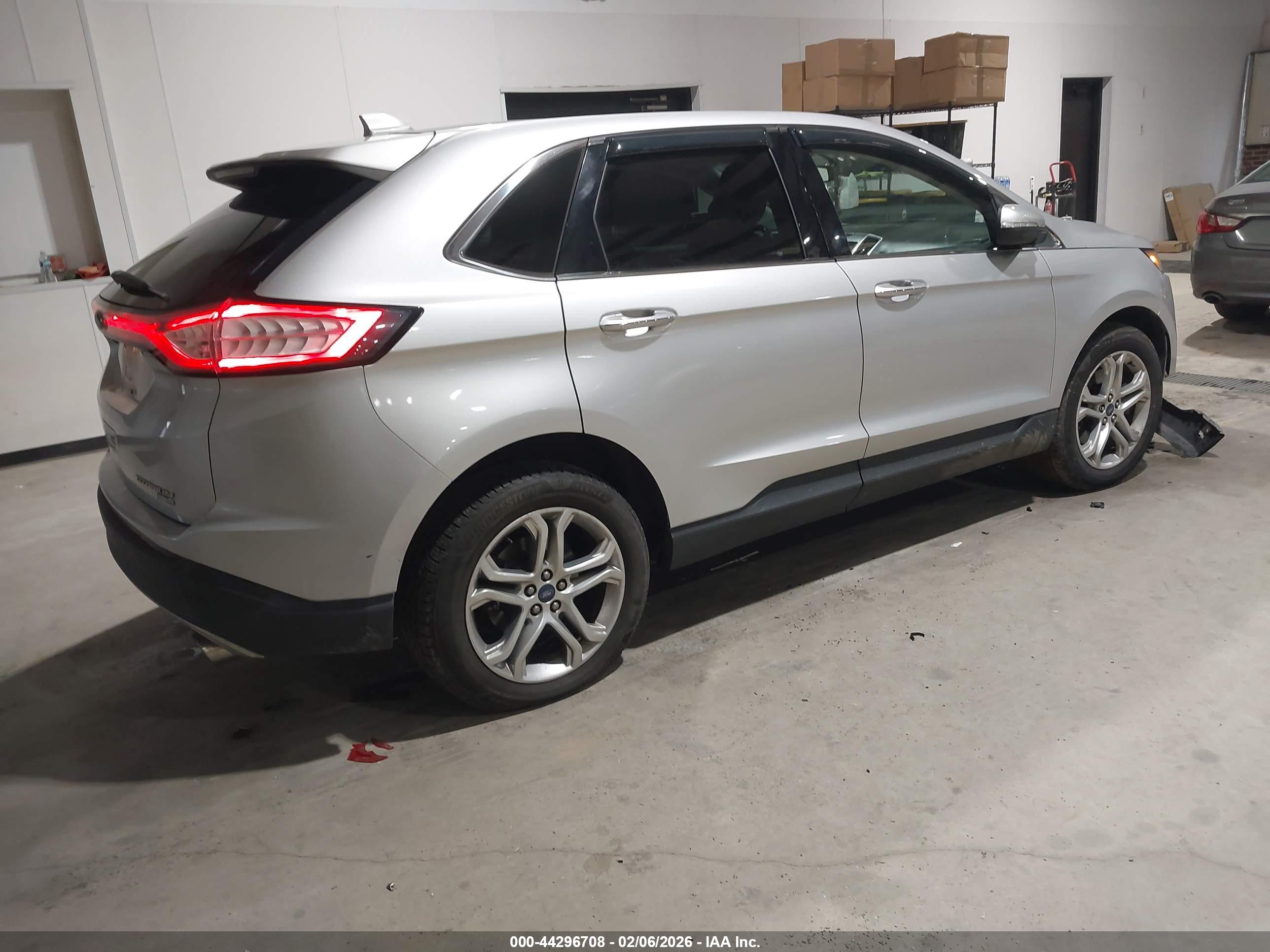 FORD EDGE image 4