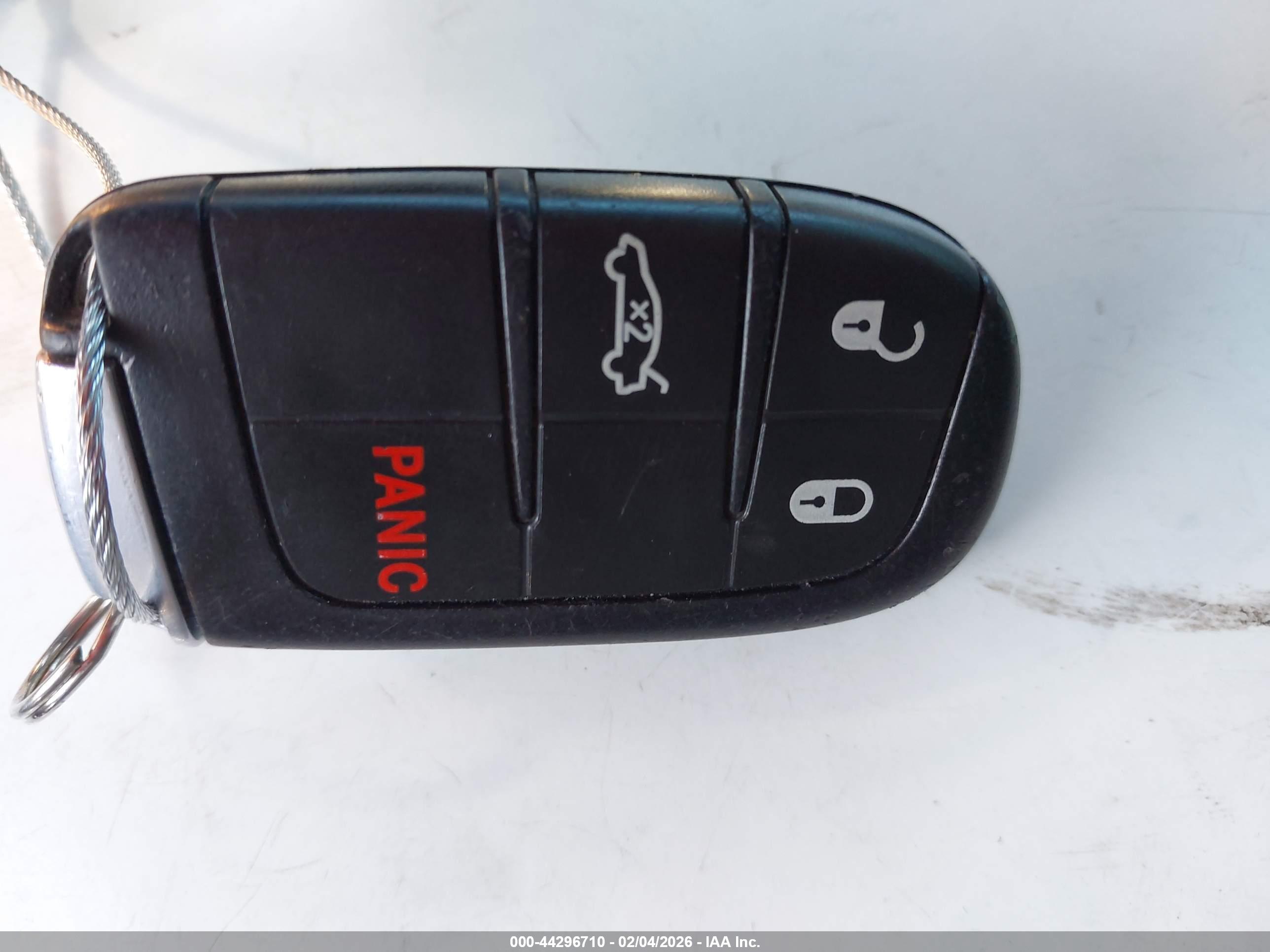 DODGE CHALLENGER image 11