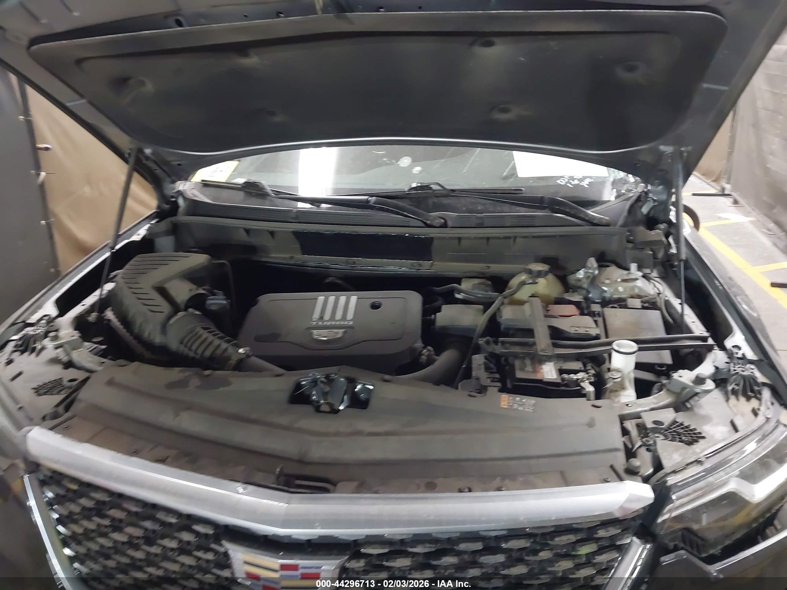 CADILLAC XT6 image 10