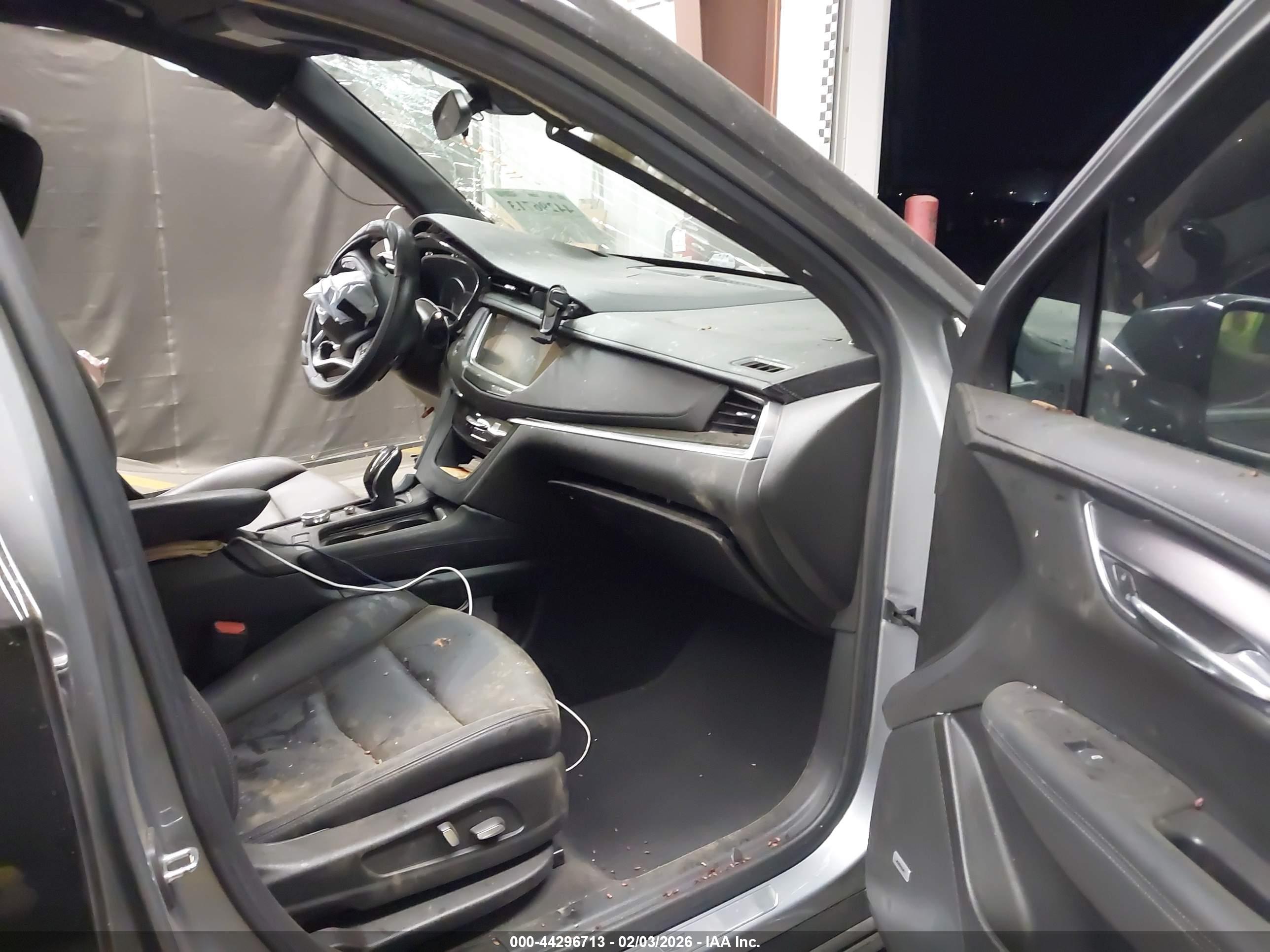 CADILLAC XT6 image 5