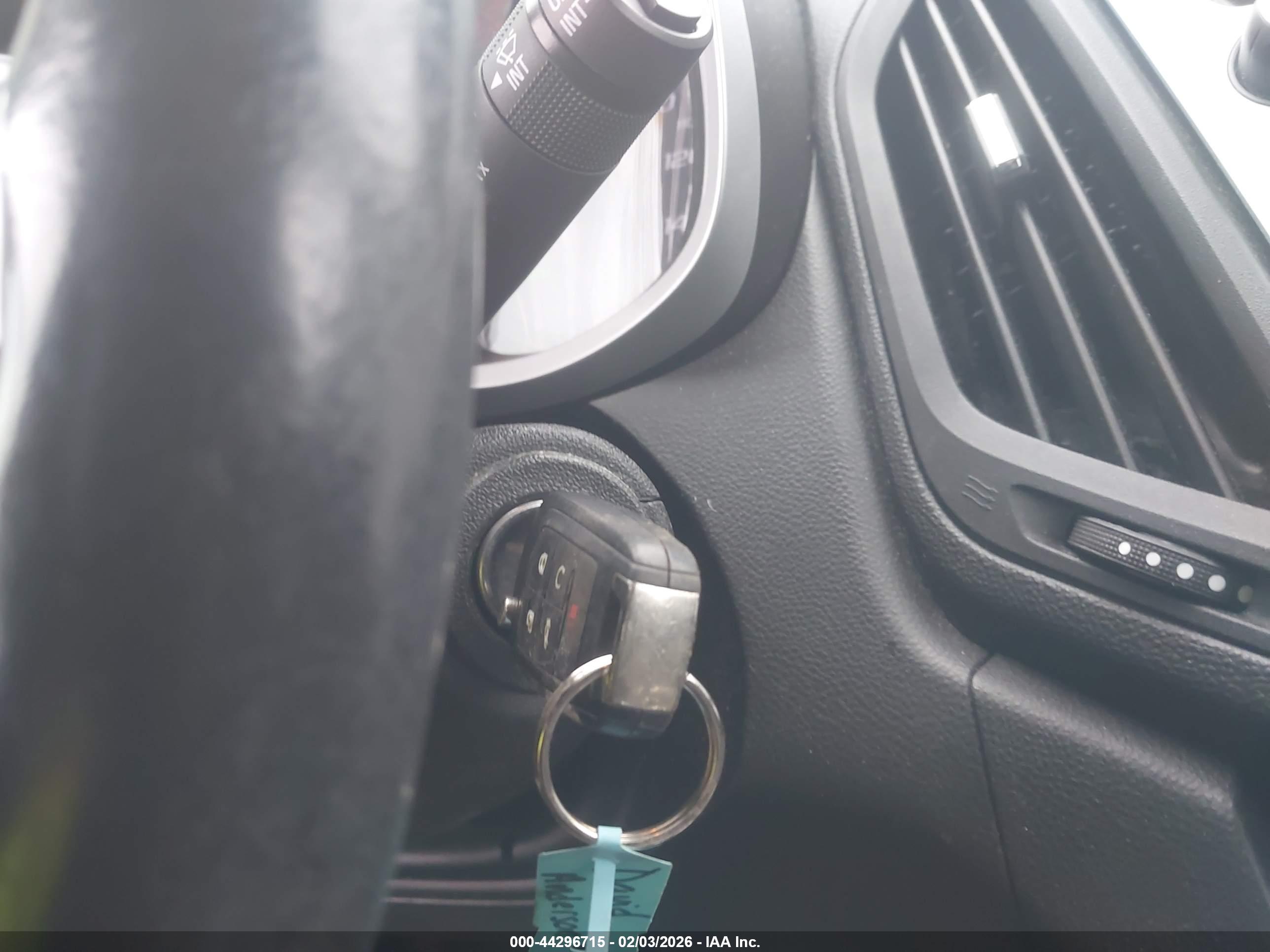 CHEVROLET EQUINOX image 11
