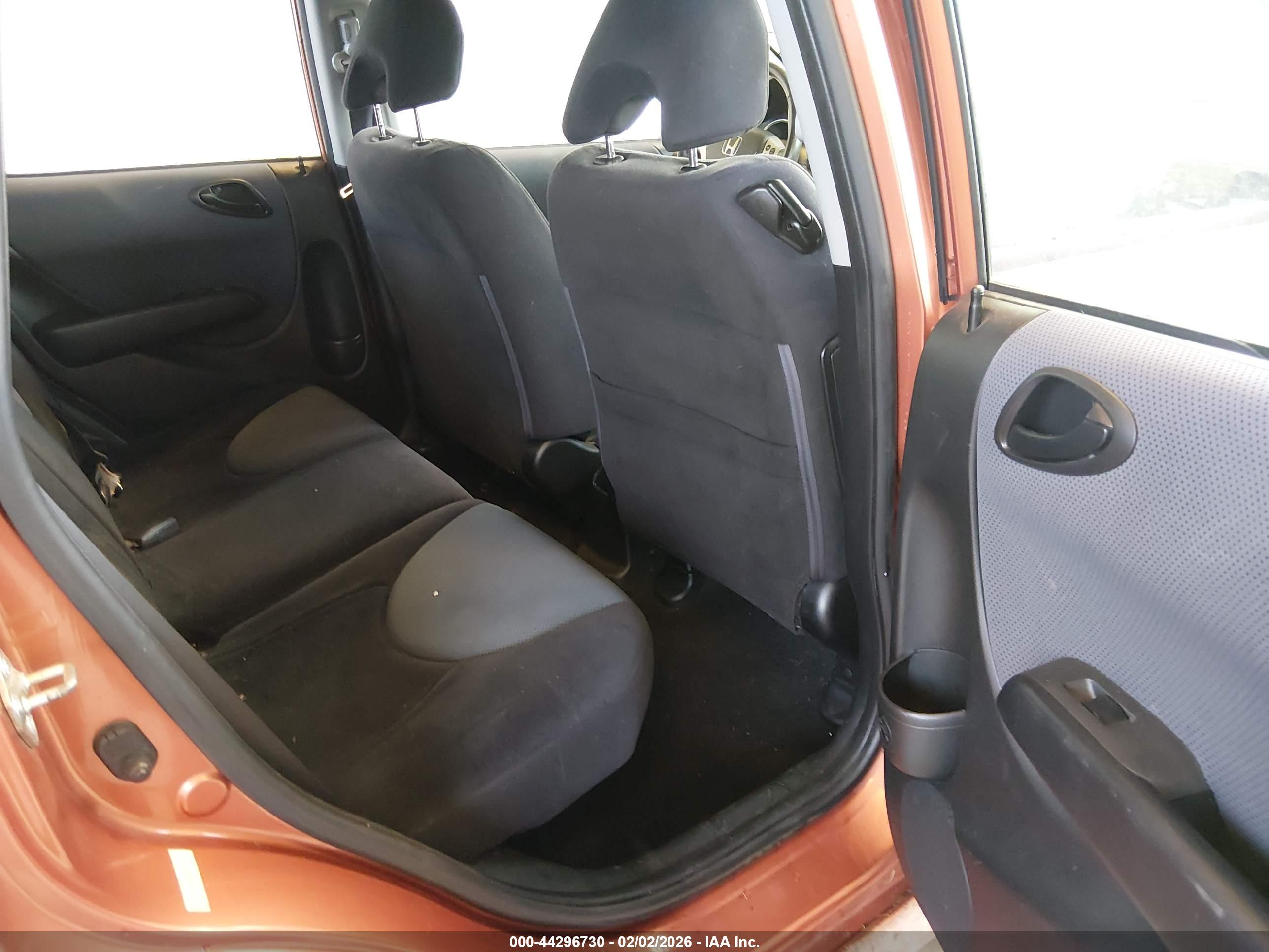 HONDA FIT image 8