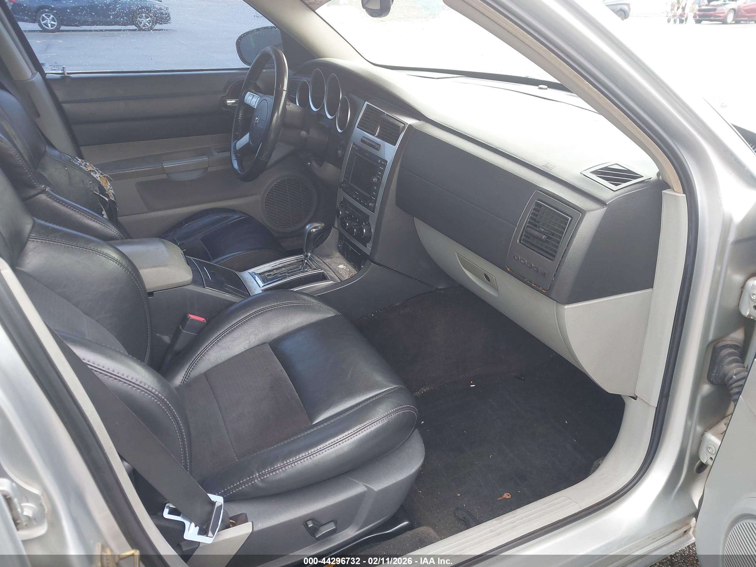 DODGE CHARGER image 5