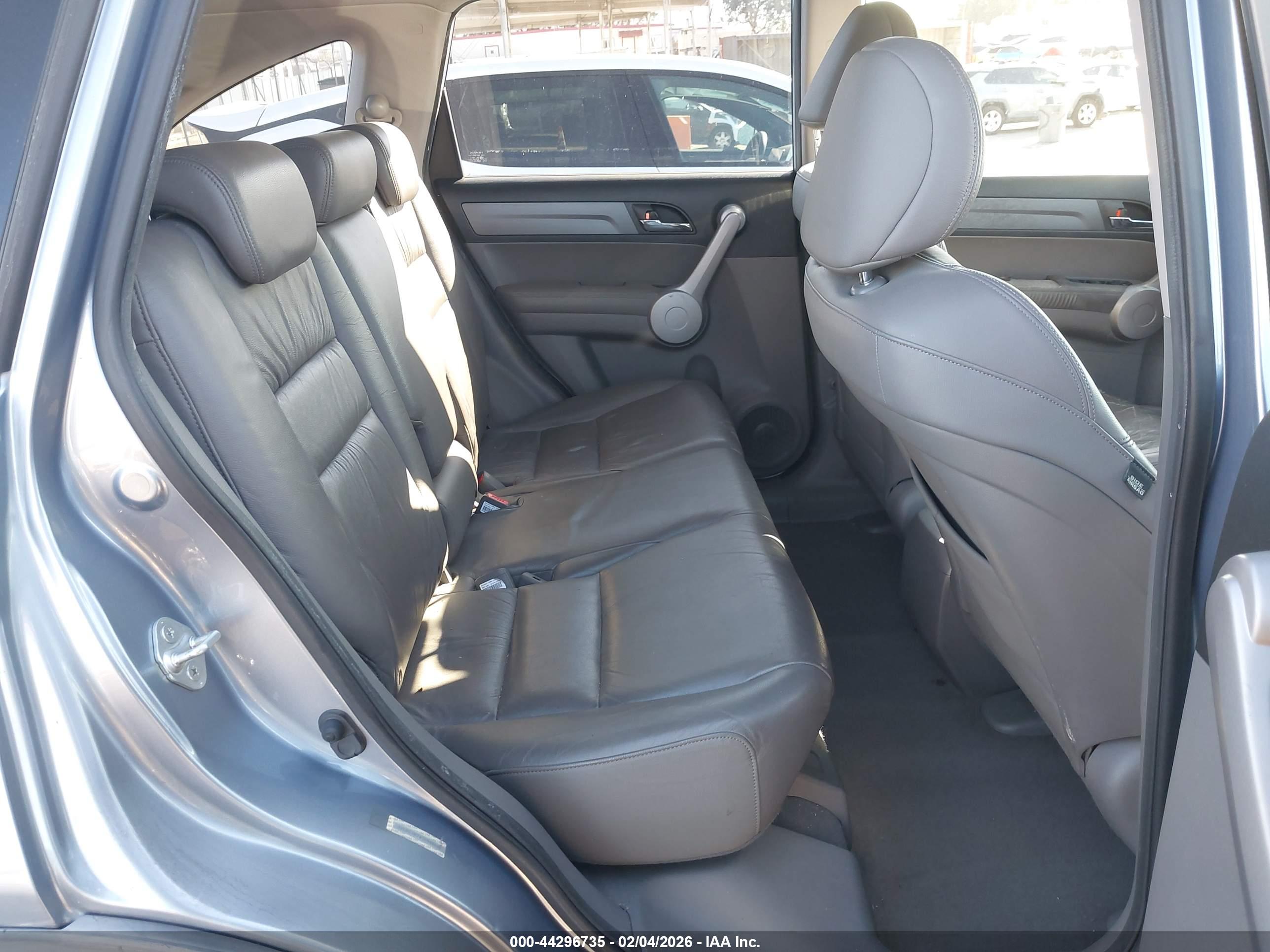 HONDA CR-V image 8