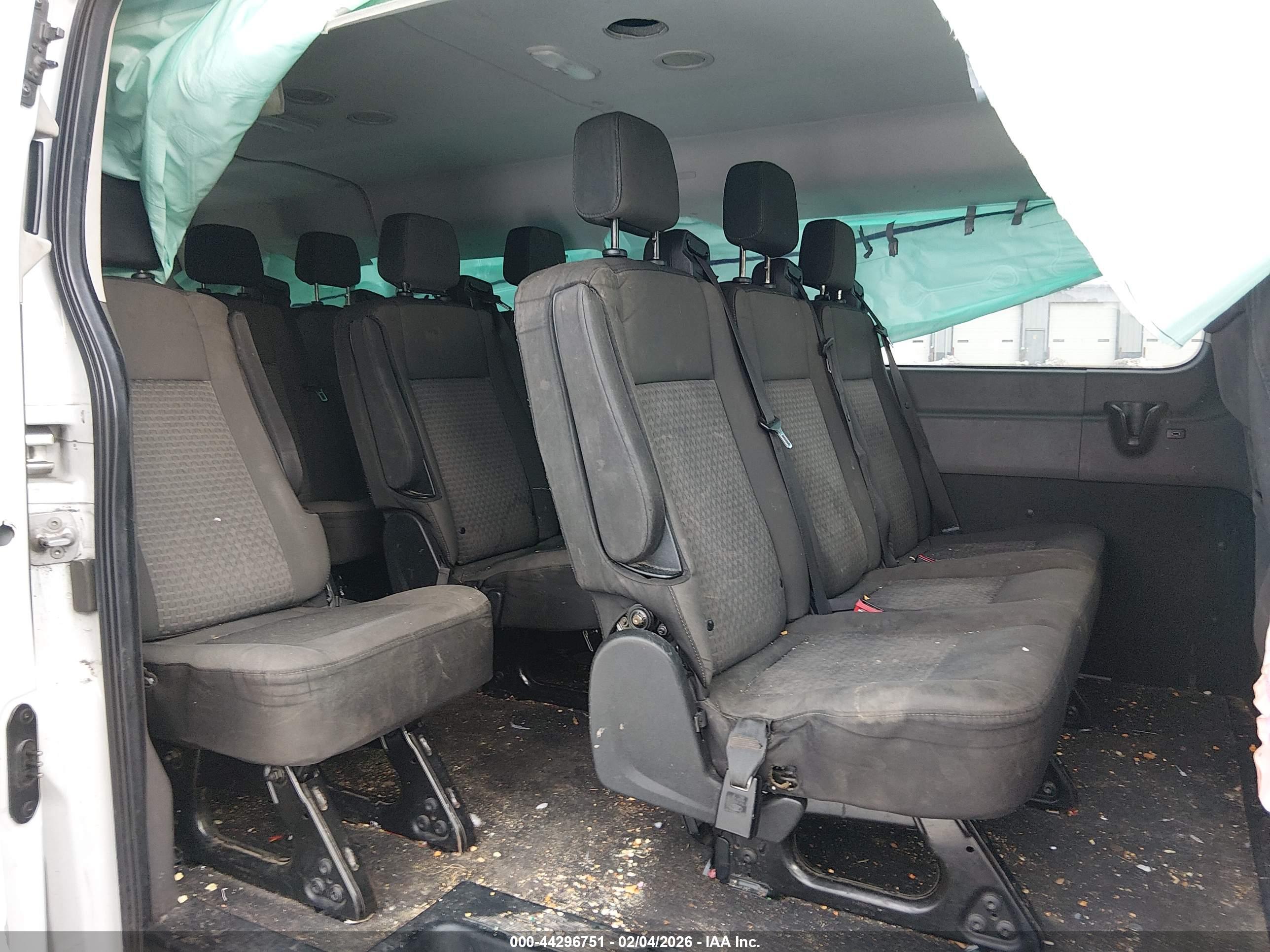 FORD TRANSIT-350 image 8