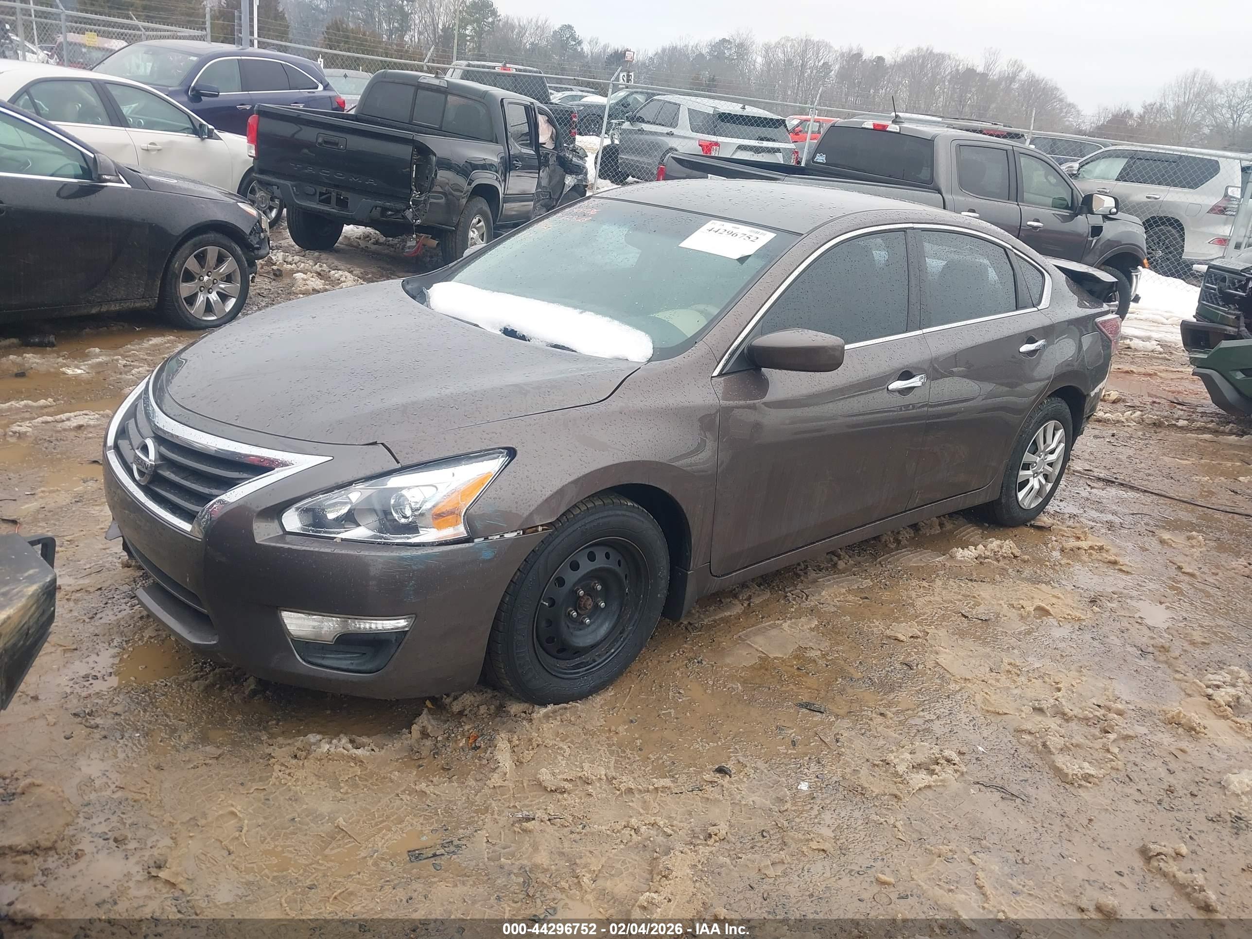 NISSAN ALTIMA image 2