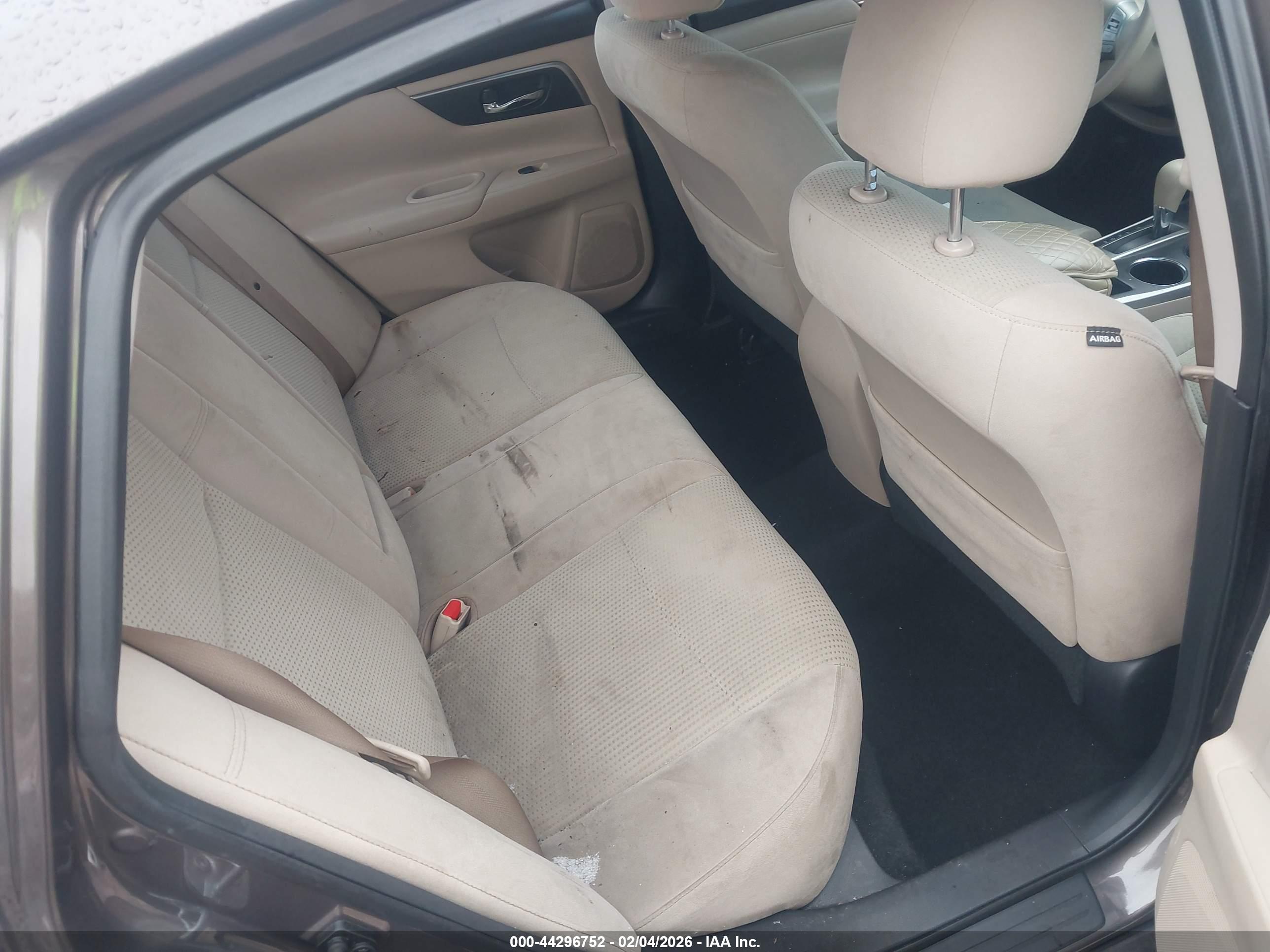 NISSAN ALTIMA image 8