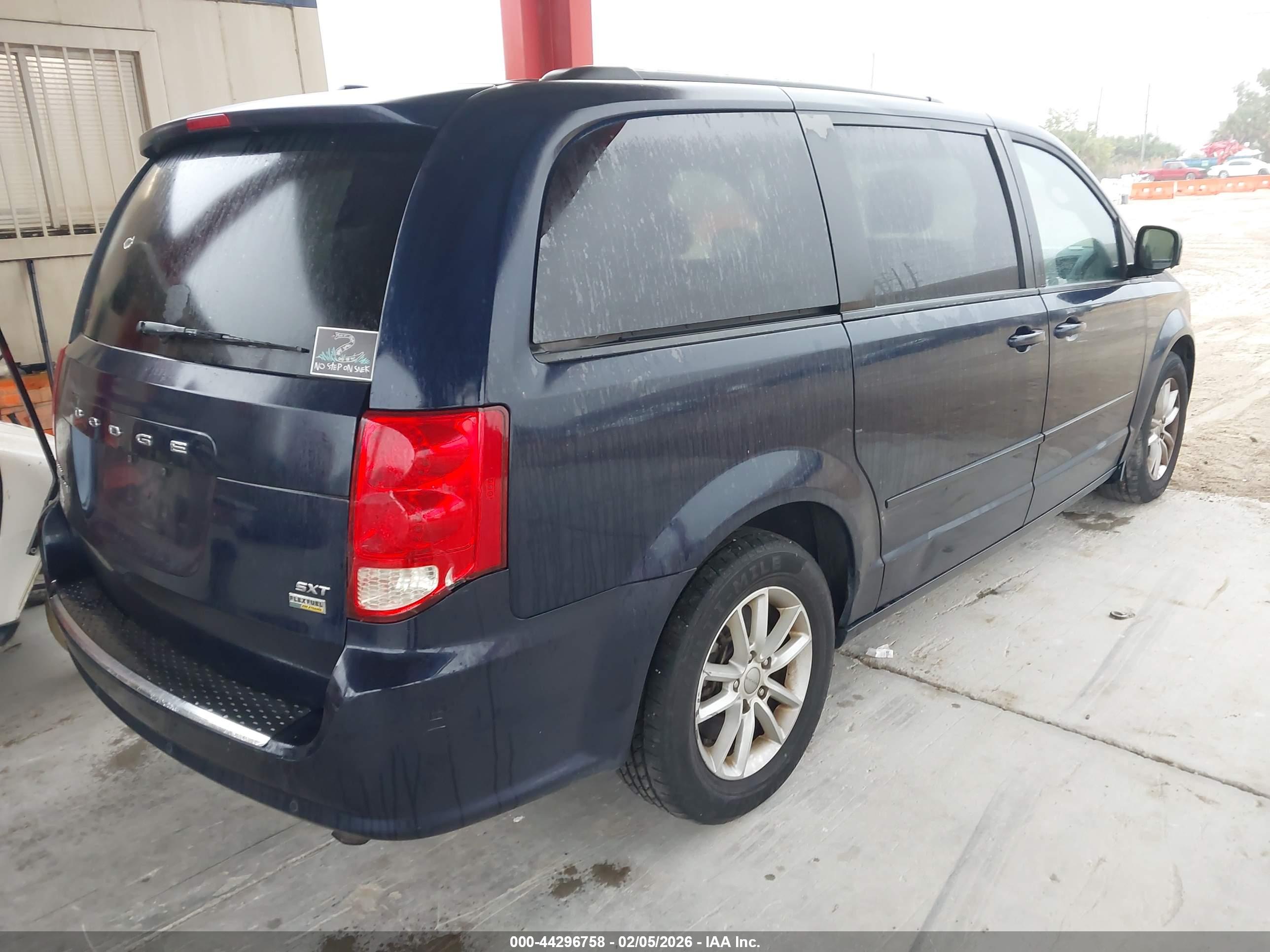 DODGE GRAND image 4