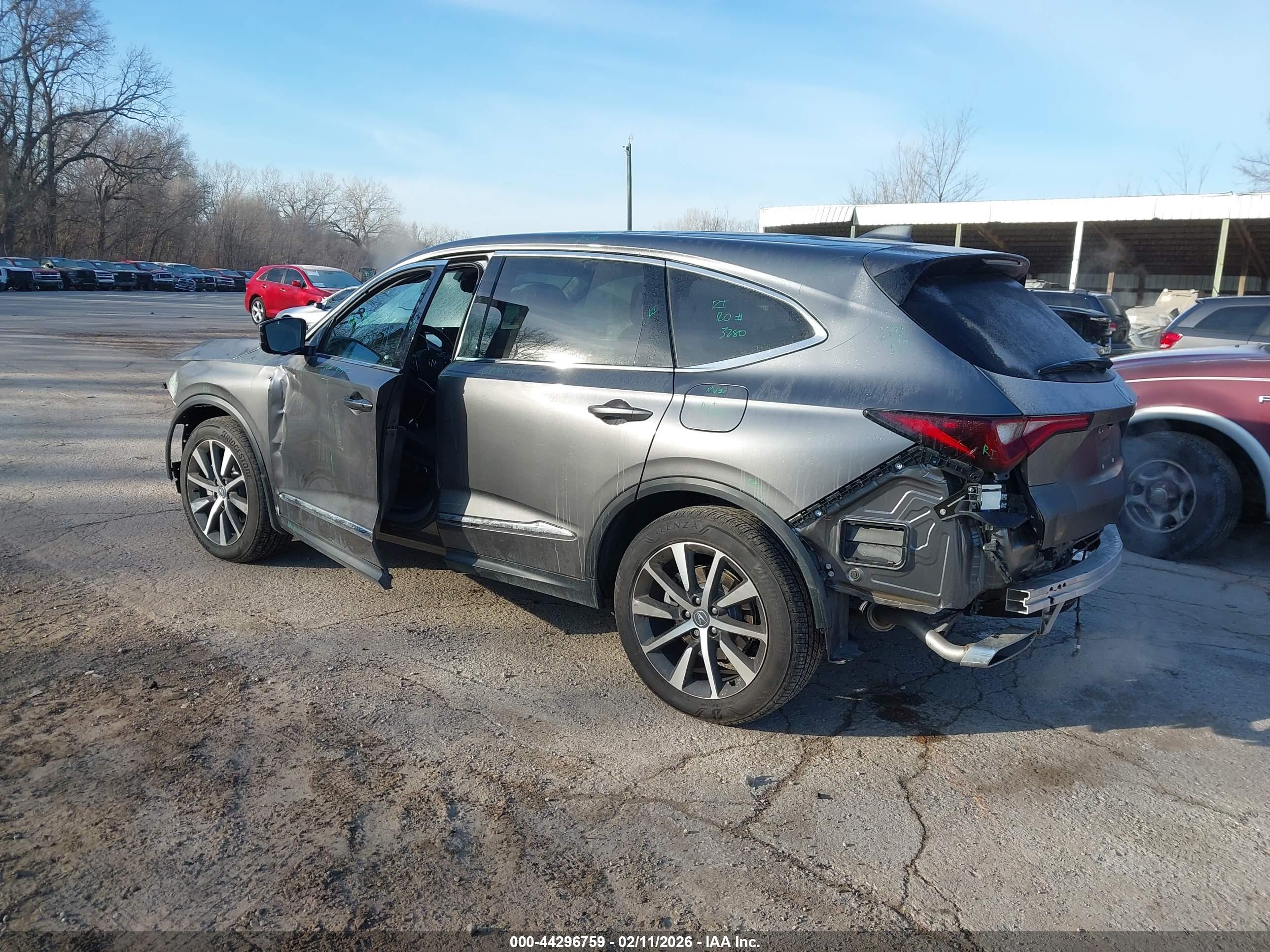ACURA MDX image 3