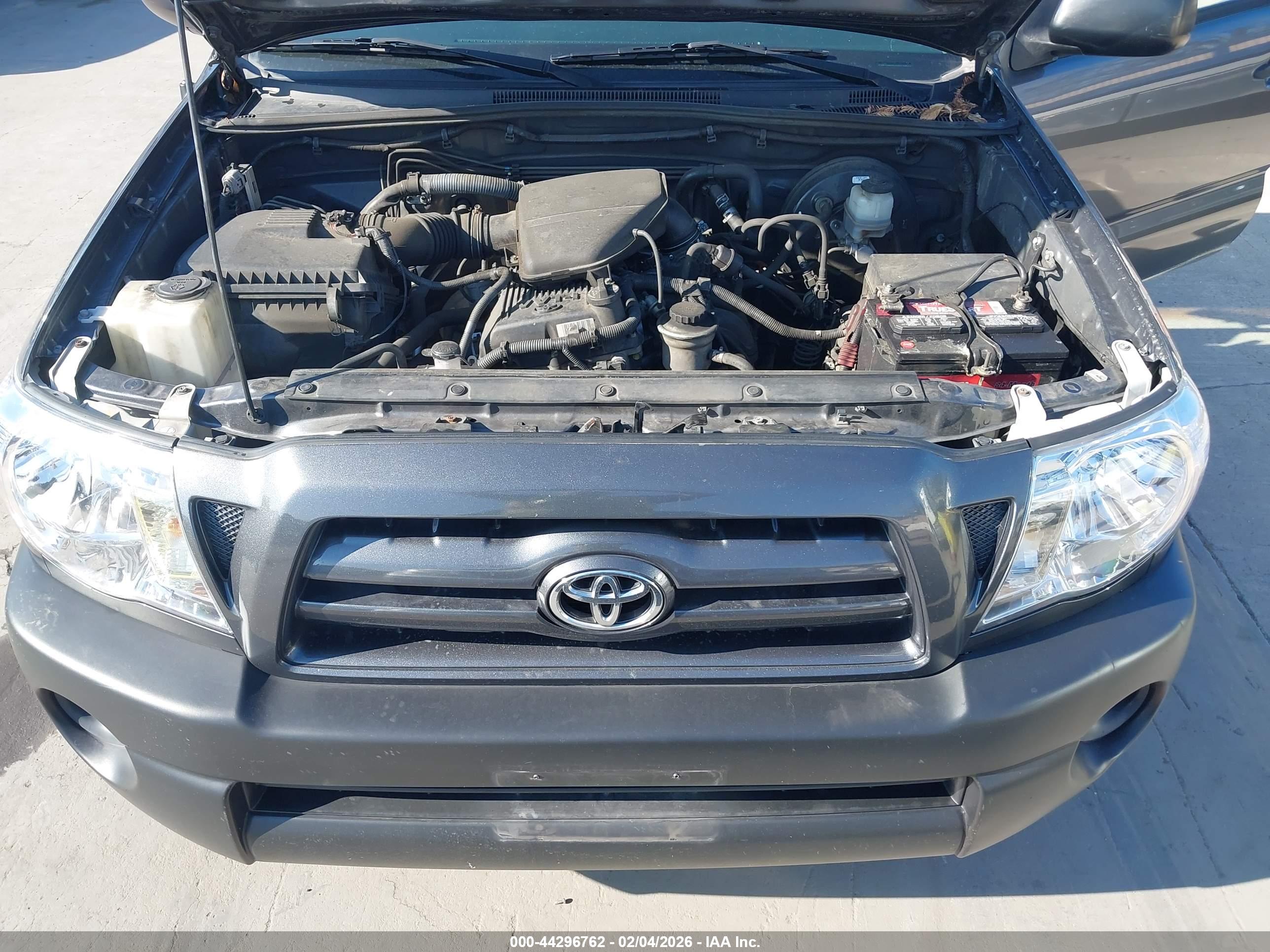 TOYOTA TACOMA image 10