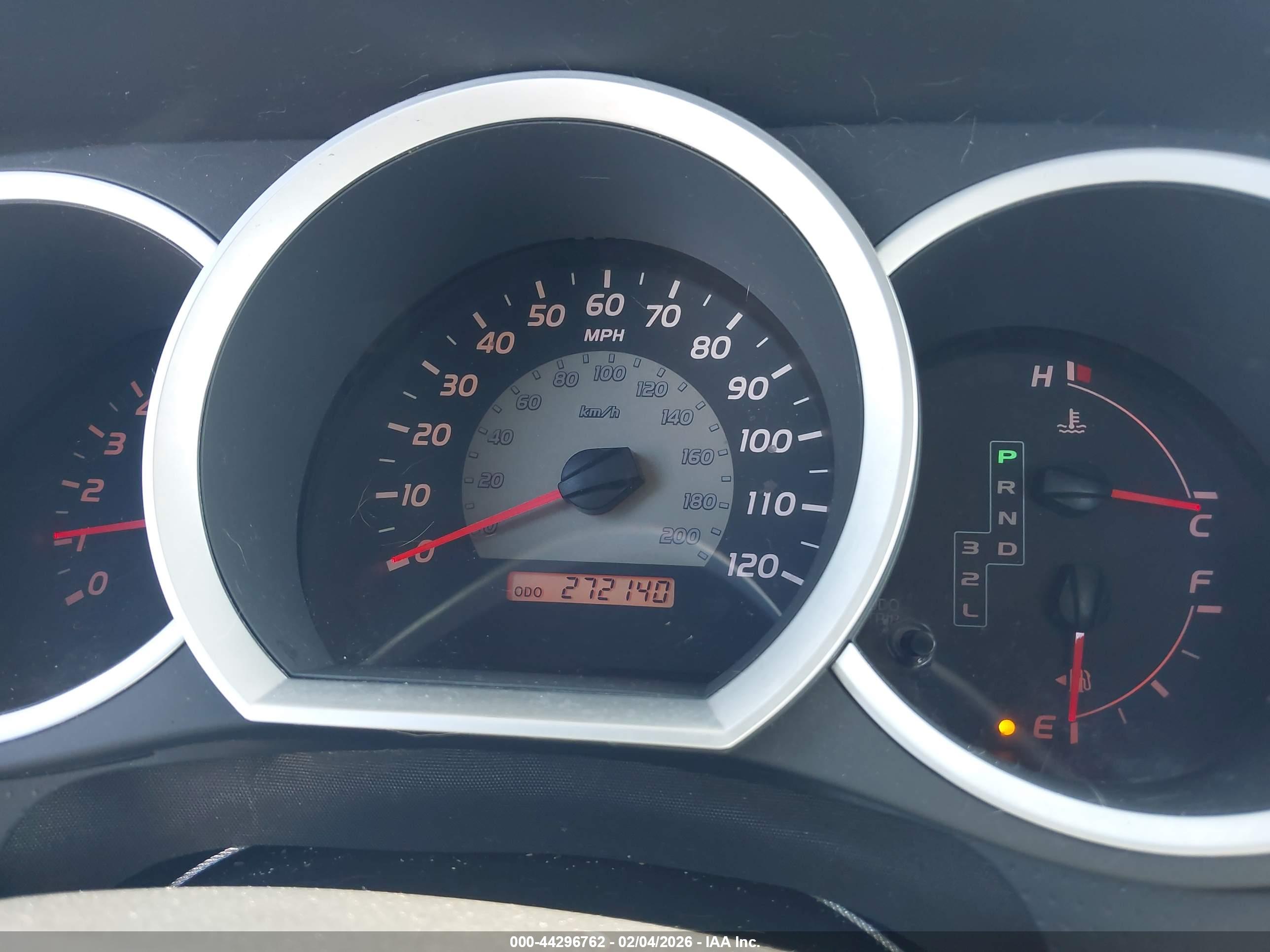 TOYOTA TACOMA image 7